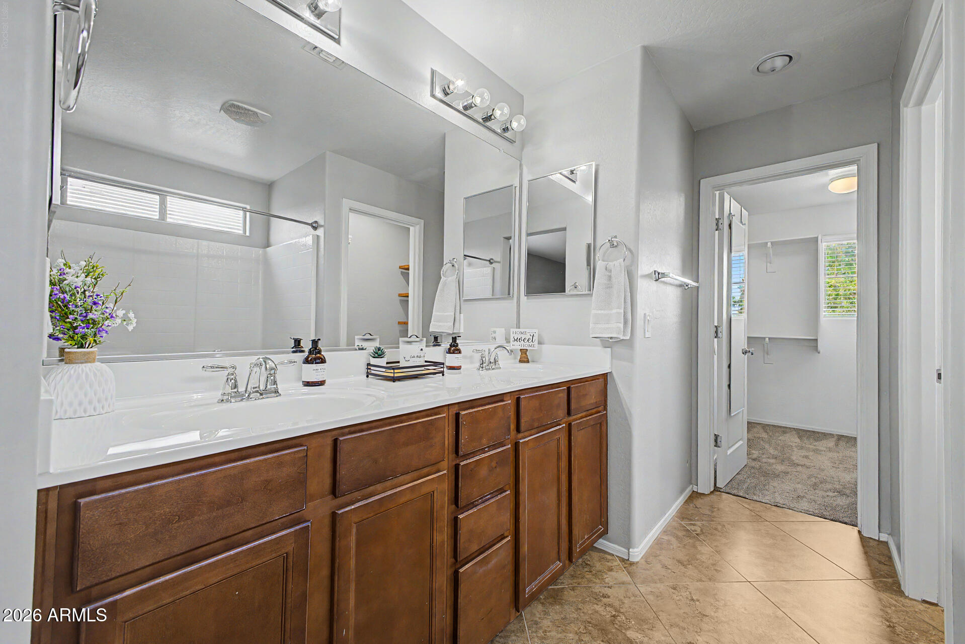 LYONS GATE PHASE 9 - Residential
