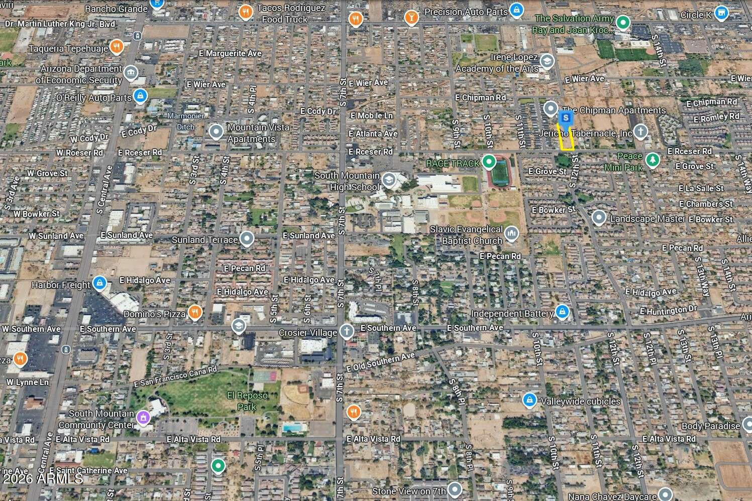 Main image without alt text