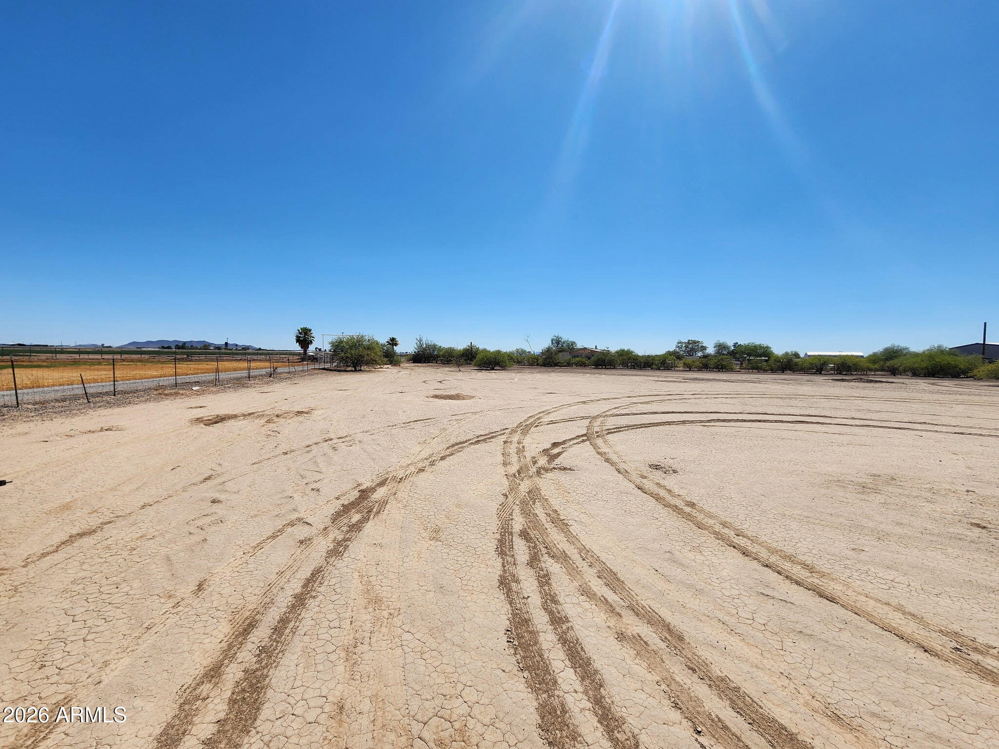 A PORTION OF THE SOUTHWEST QUARTER OF SECTION 05, - Land