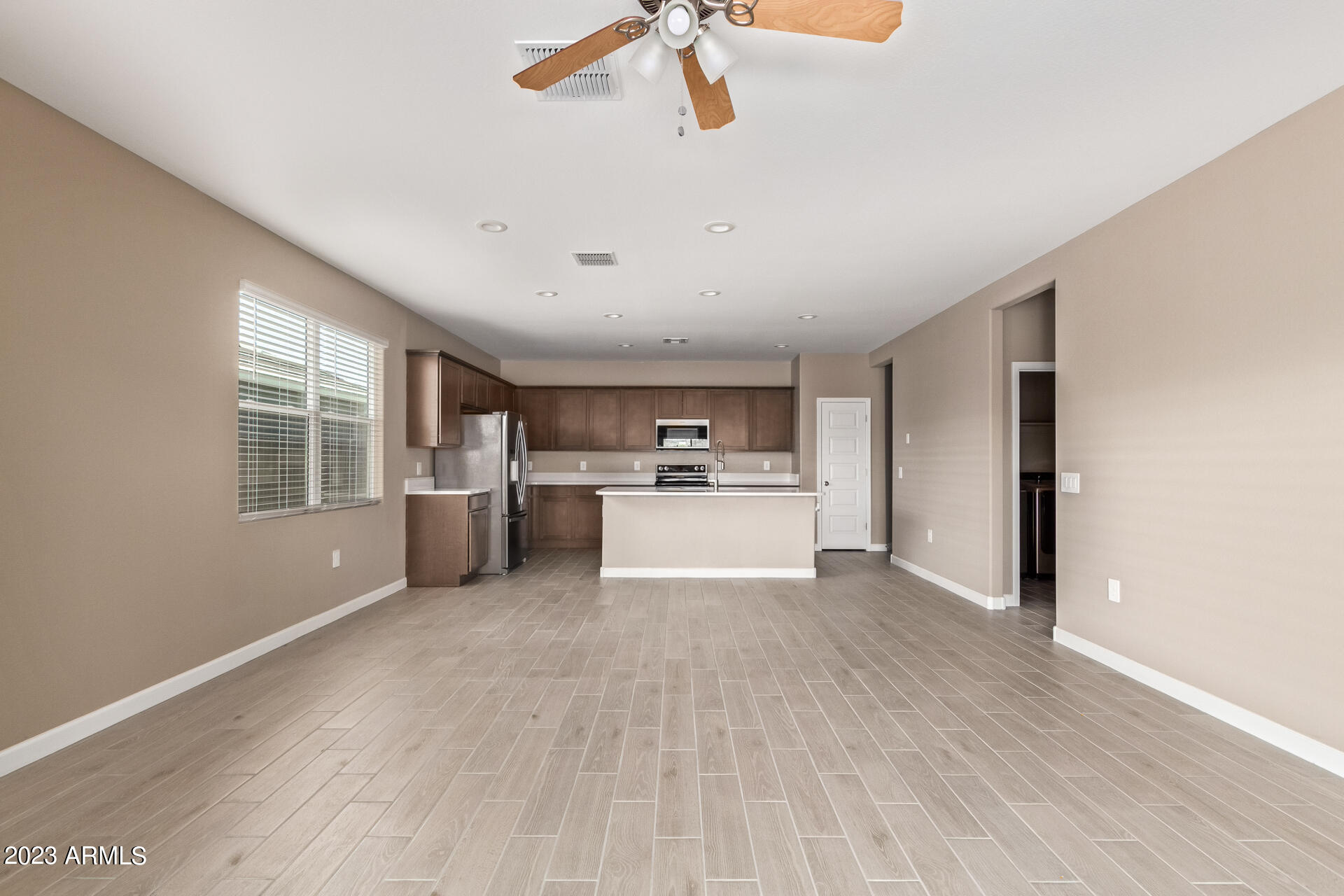 MAGNOLIA CIRCLE CROSS - UNIT 1 - Residential Lease