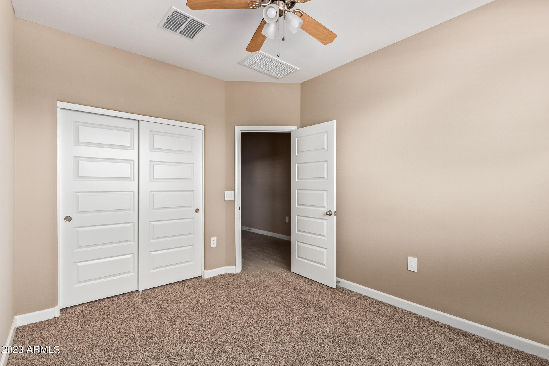 MAGNOLIA CIRCLE CROSS - UNIT 1 - Residential Lease