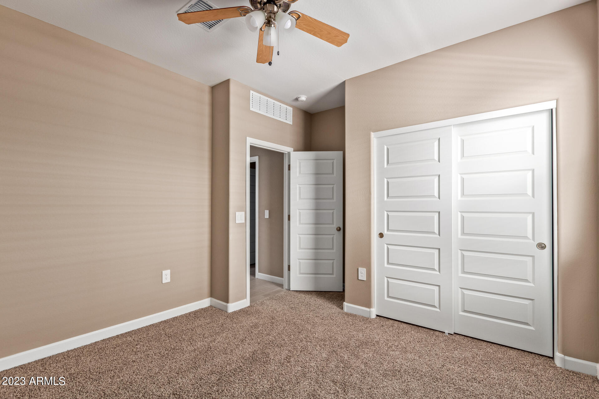 MAGNOLIA CIRCLE CROSS - UNIT 1 - Residential Lease