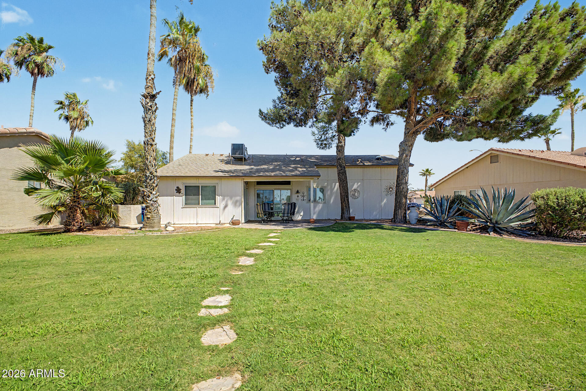 SUNBIRD UNIT SIX B - Residential