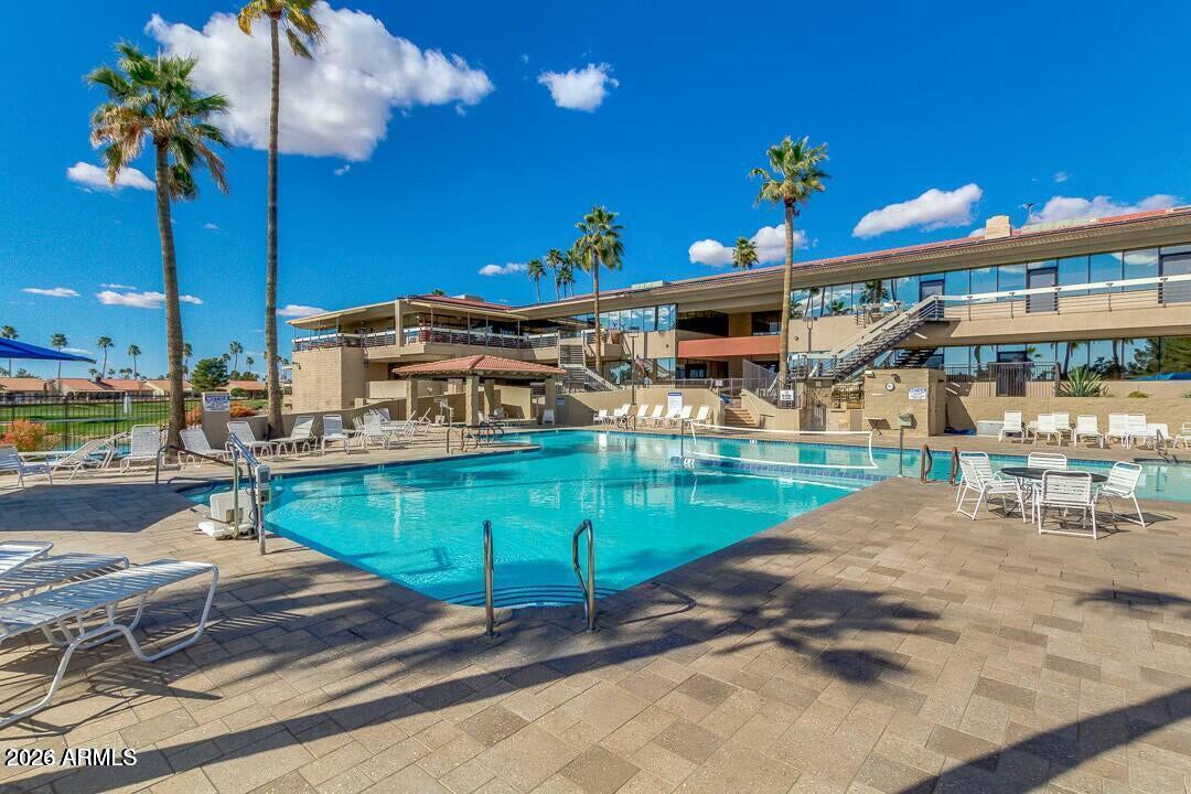 SUNBIRD UNIT SIX B - Residential