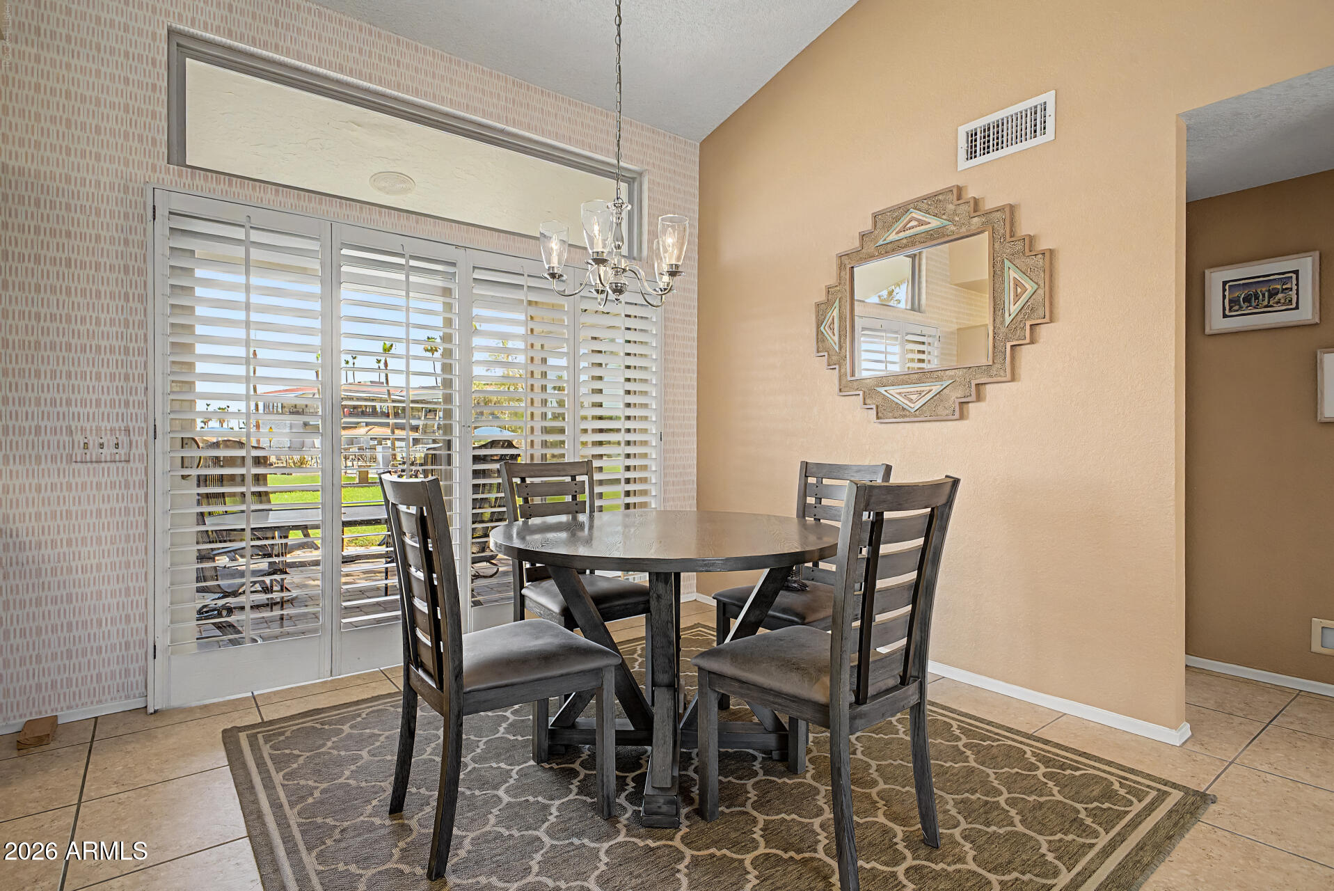 SUNBIRD UNIT SIX B - Residential