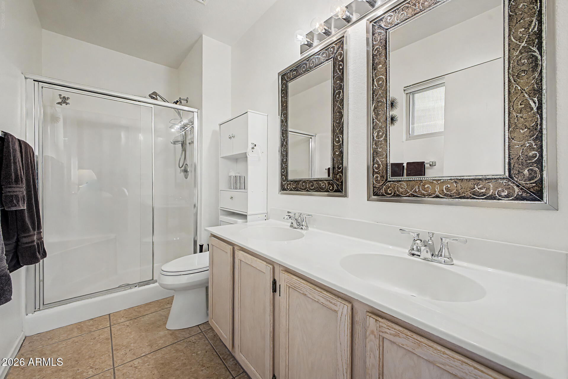 SUNBIRD UNIT SIX B - Residential