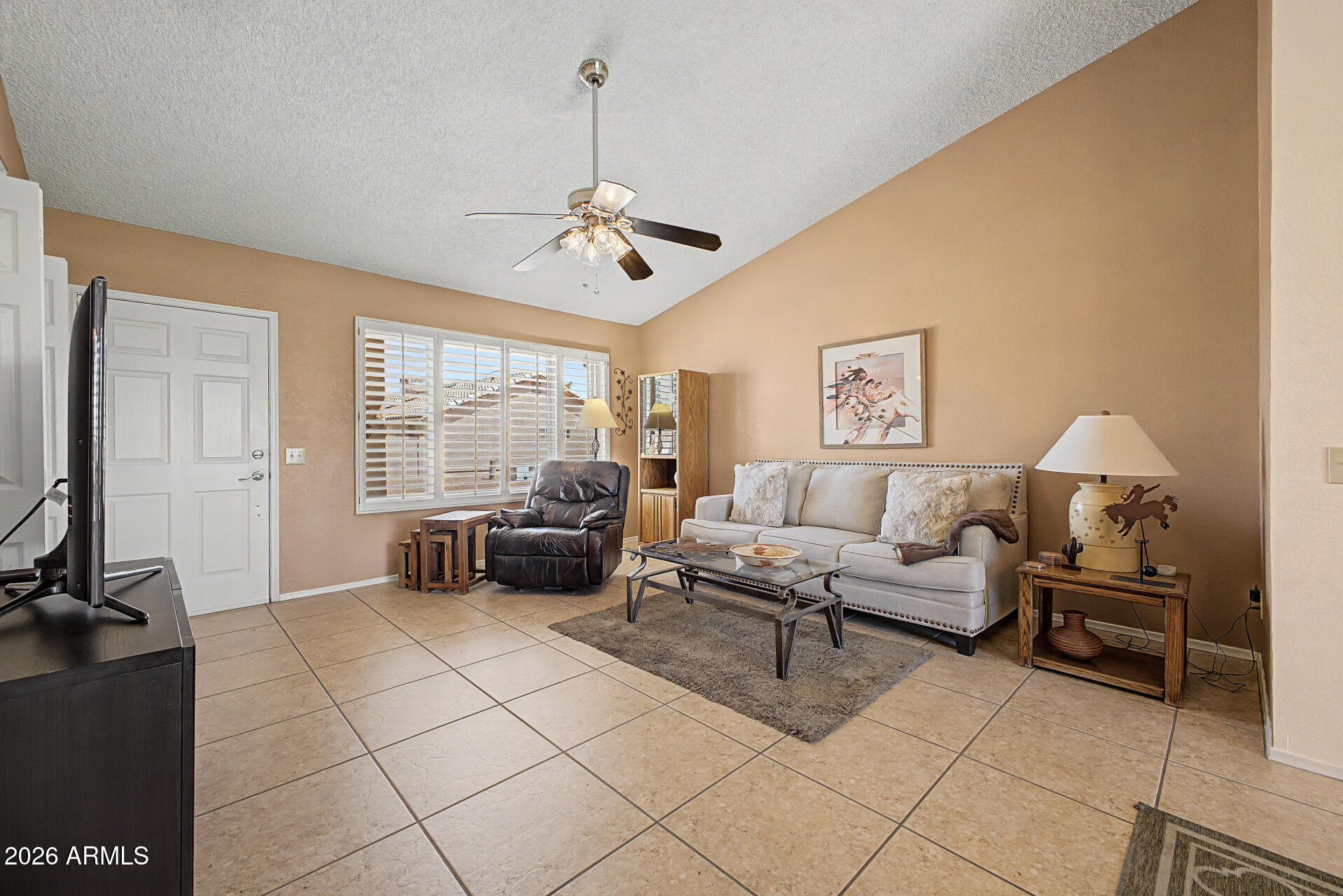 SUNBIRD UNIT SIX B - Residential
