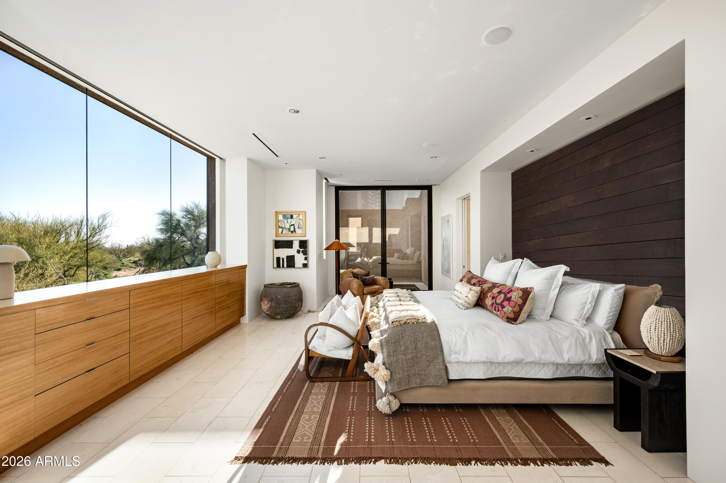 DESERT MOUNTAIN PHASE 1 UNIT 2 LOT 206-335 TR A - Residential