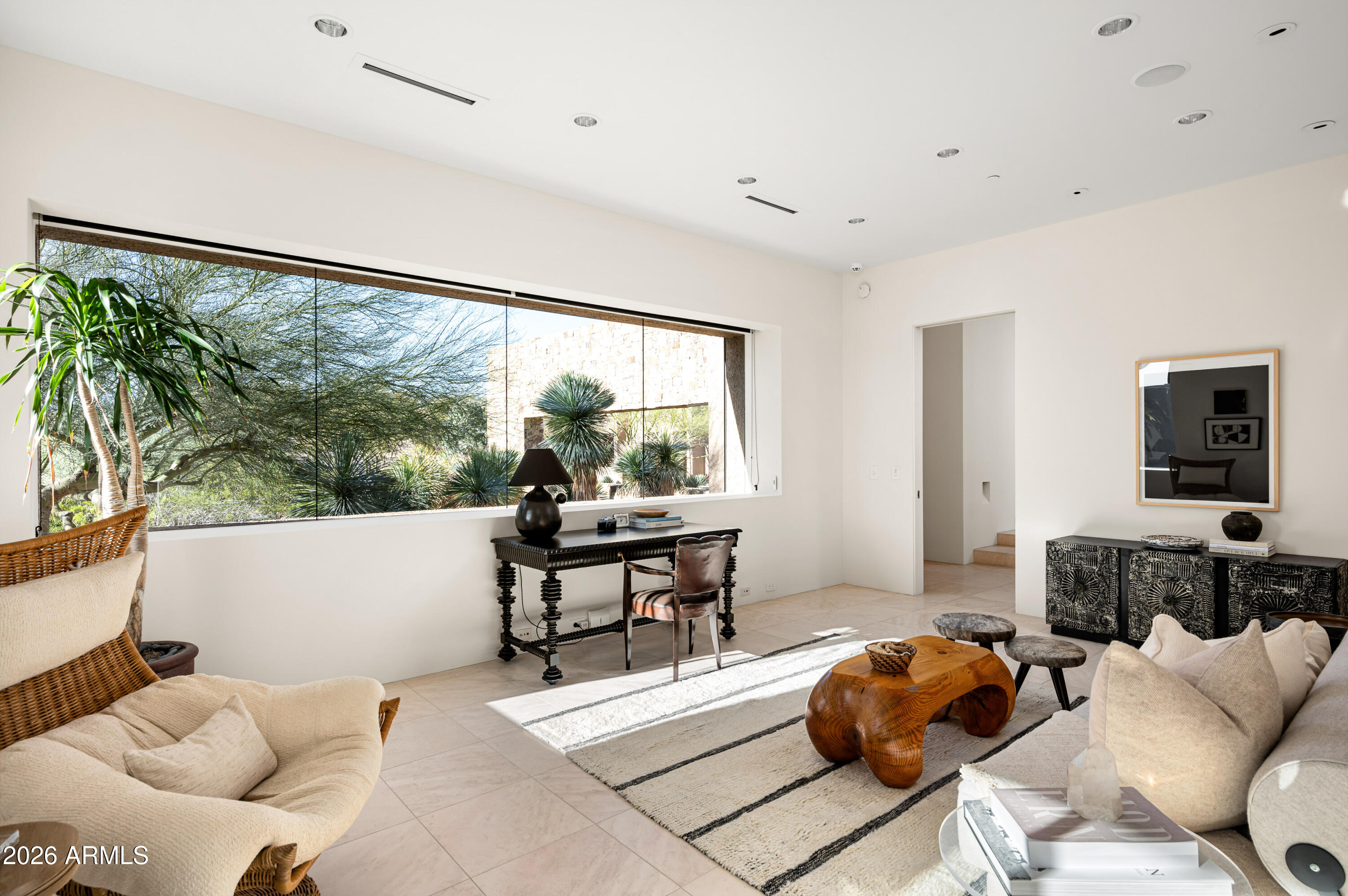 DESERT MOUNTAIN PHASE 1 UNIT 2 LOT 206-335 TR A - Residential