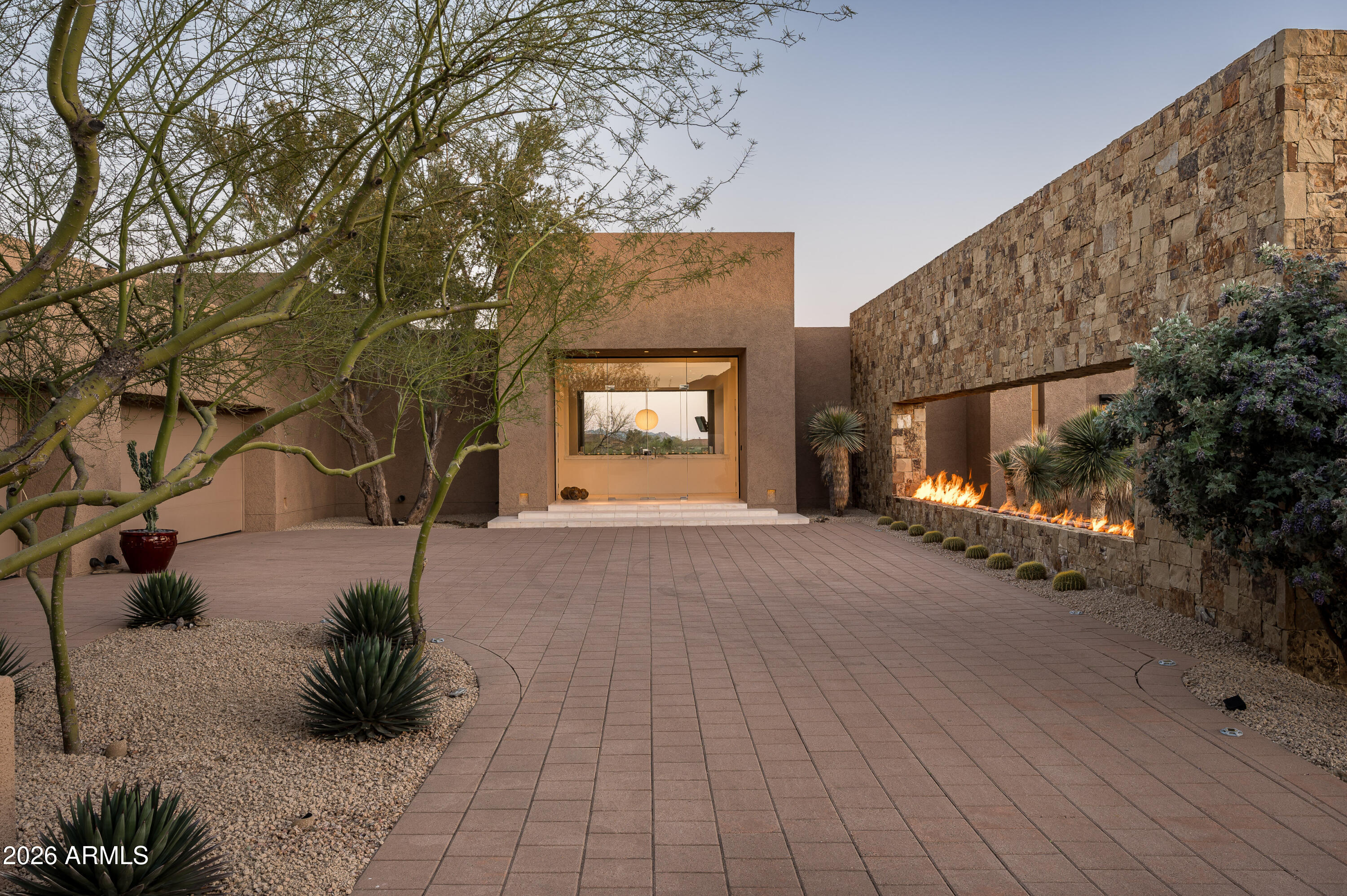 DESERT MOUNTAIN PHASE 1 UNIT 2 LOT 206-335 TR A - Residential