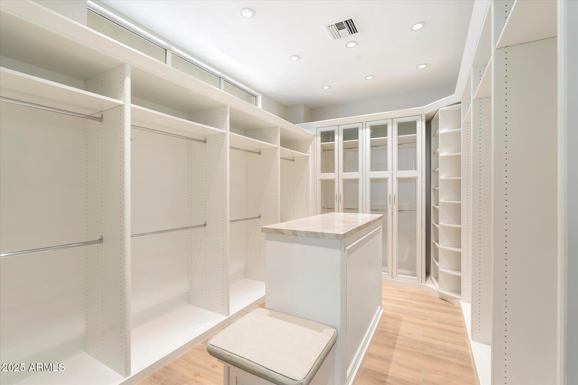 DC RANCH - Residential