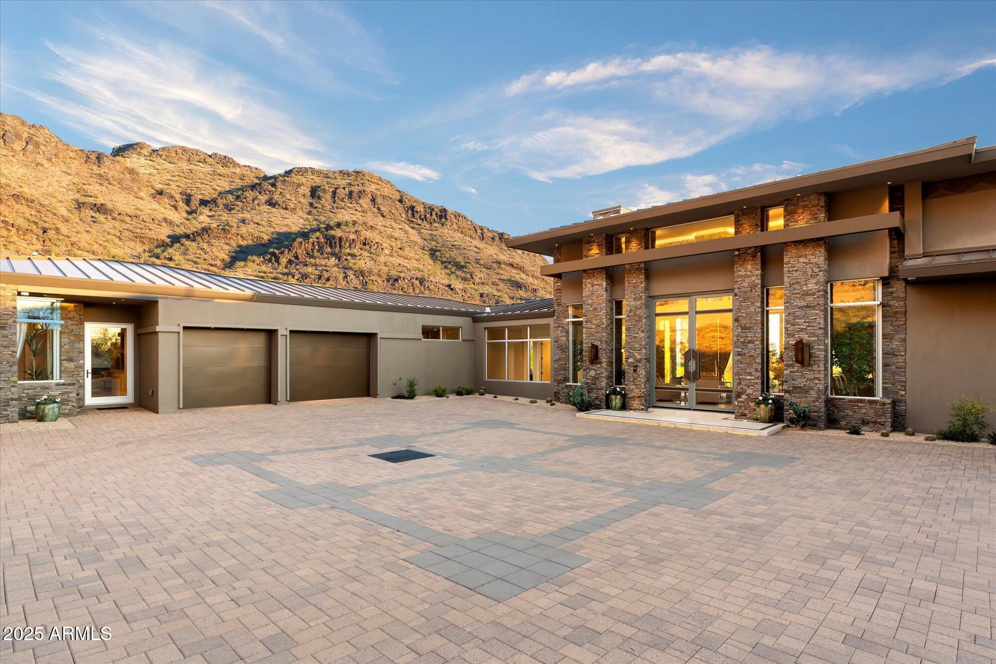 DC RANCH - Residential