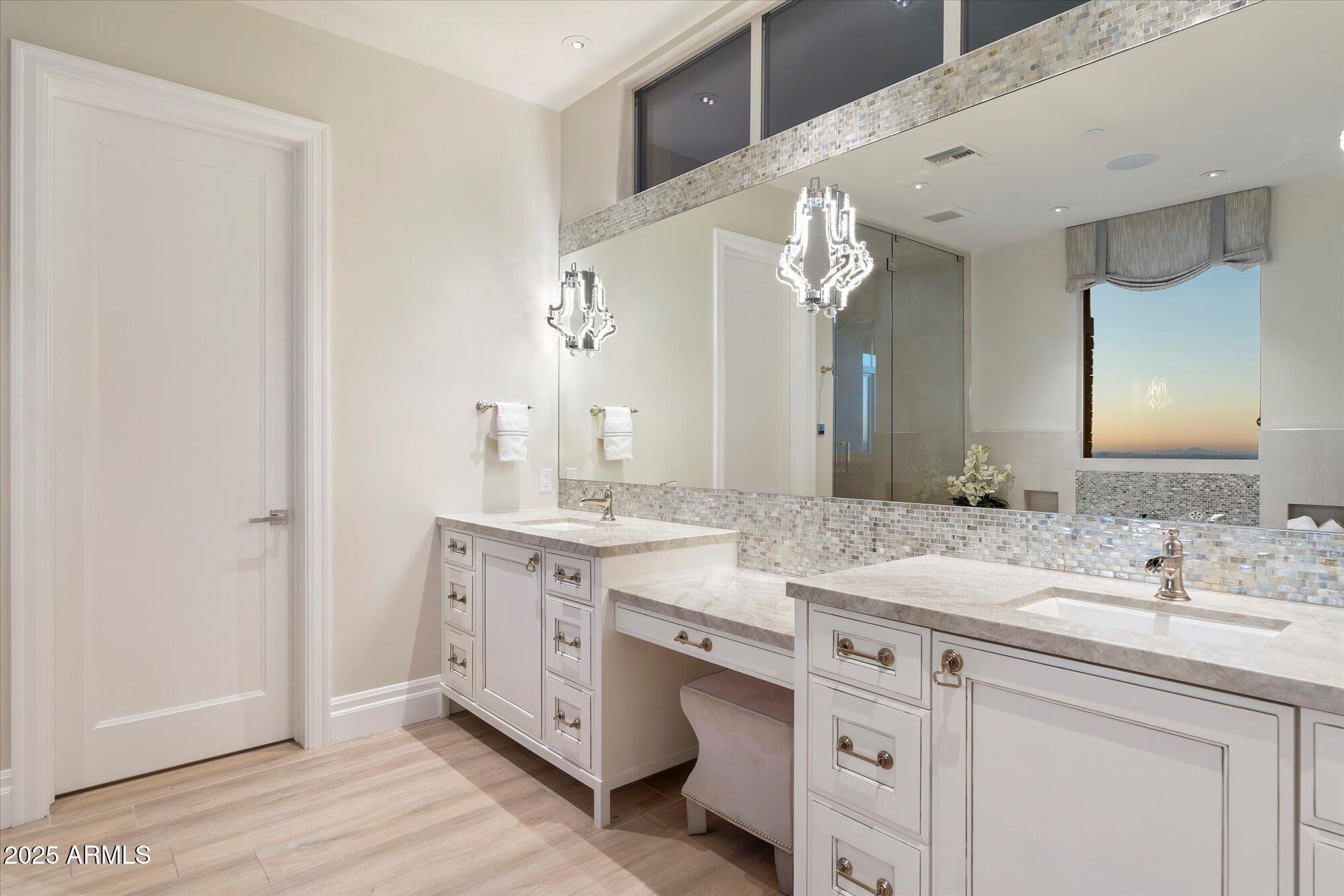 DC RANCH - Residential