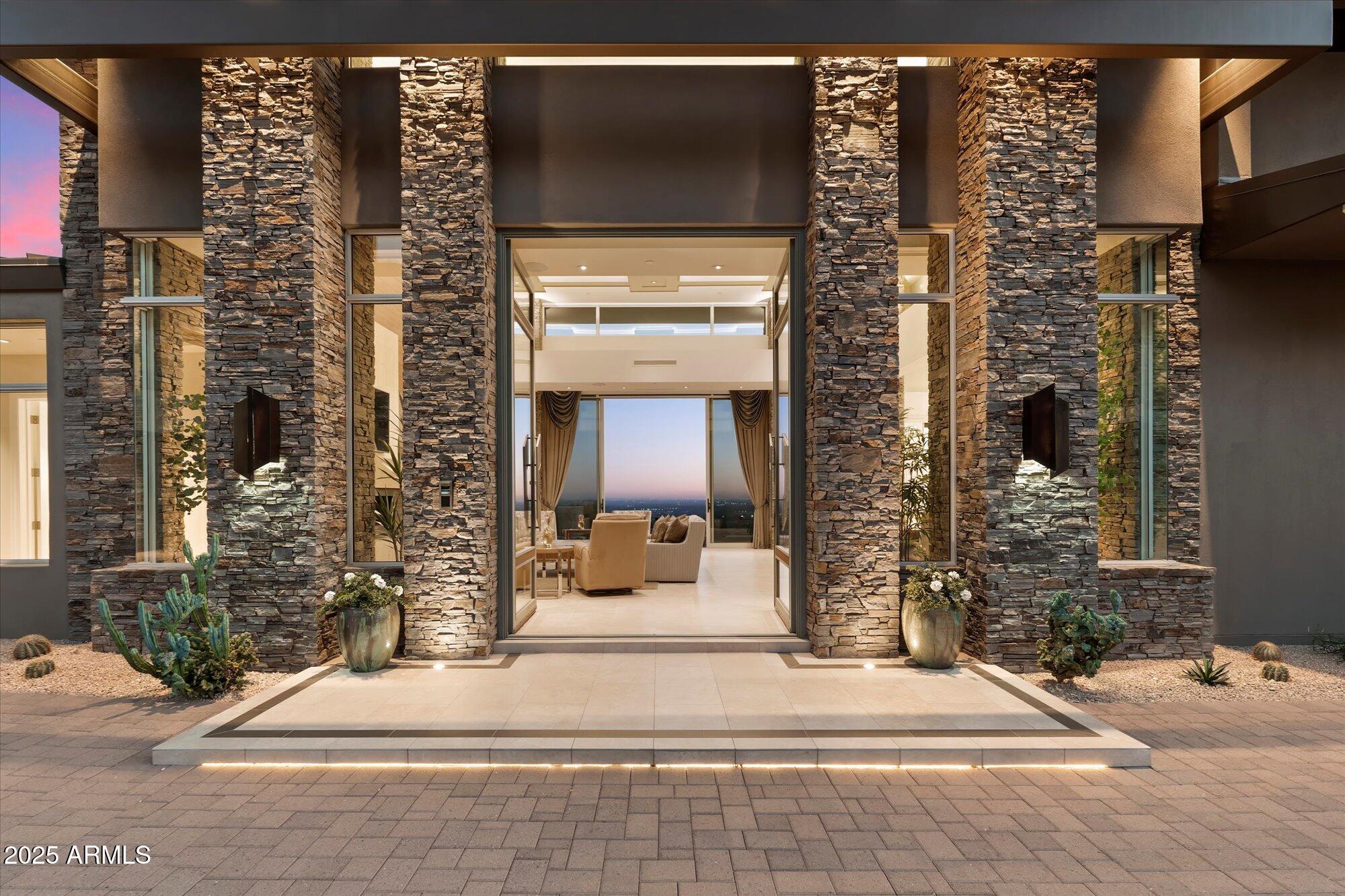DC RANCH - Residential