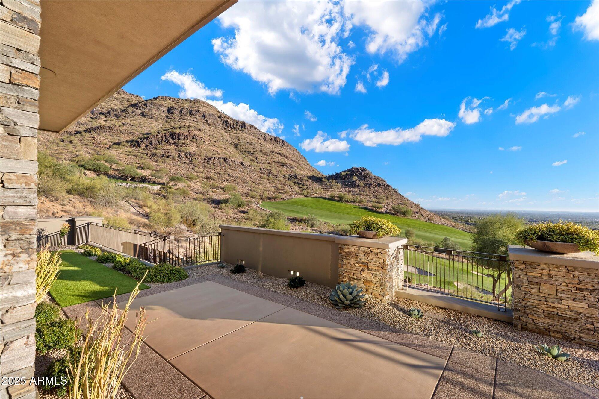 DC RANCH - Residential