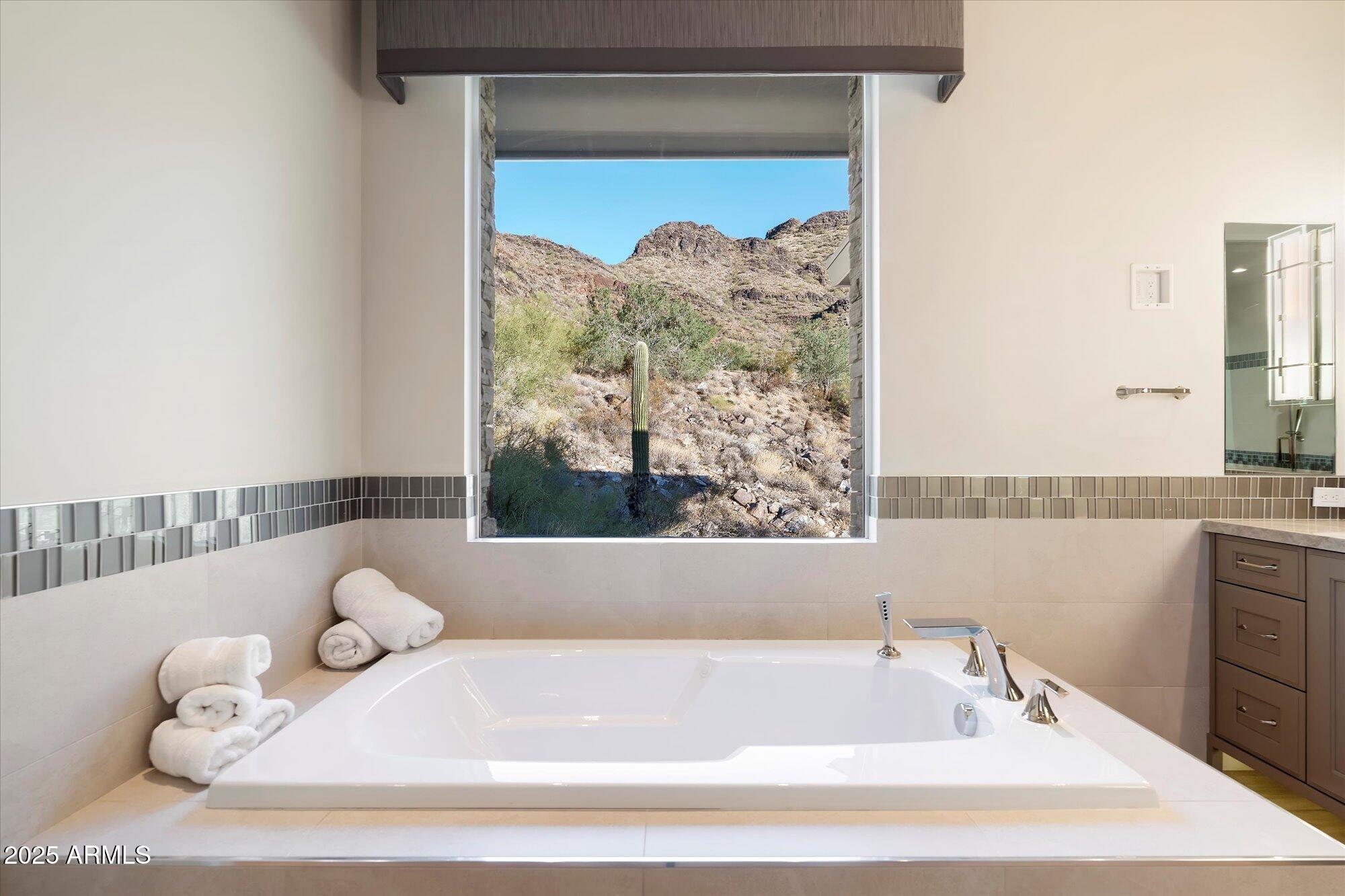 DC RANCH - Residential
