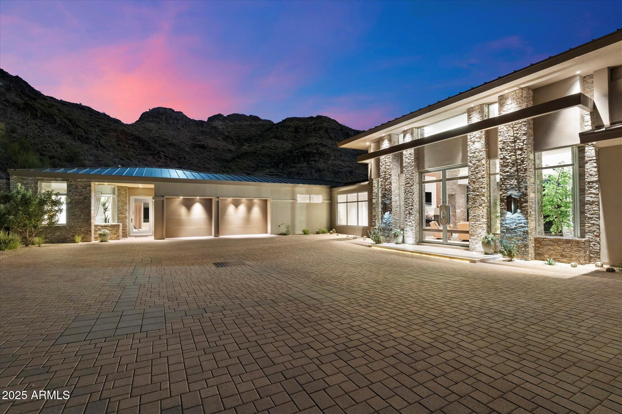 DC RANCH - Residential