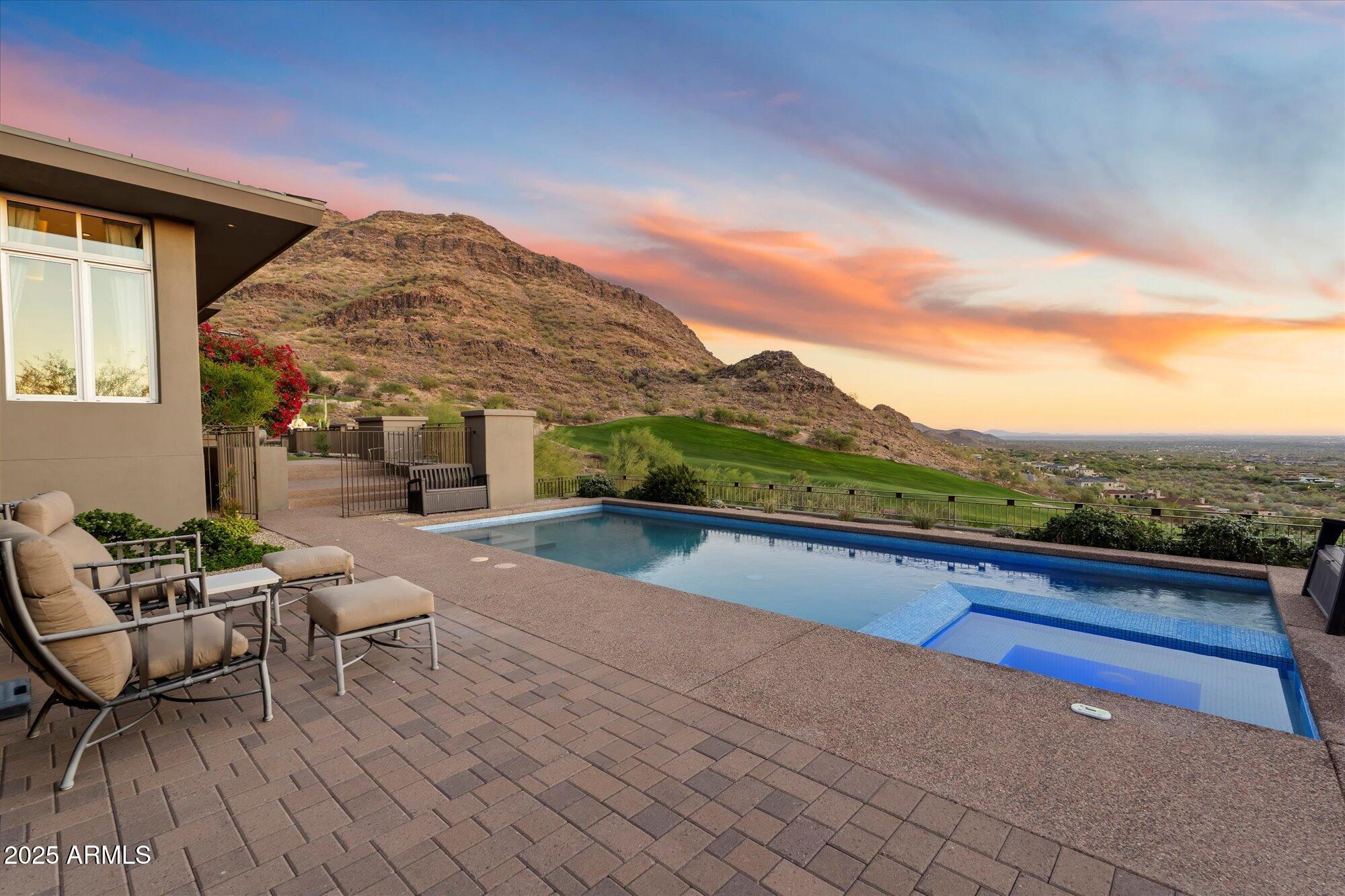 DC RANCH - Residential