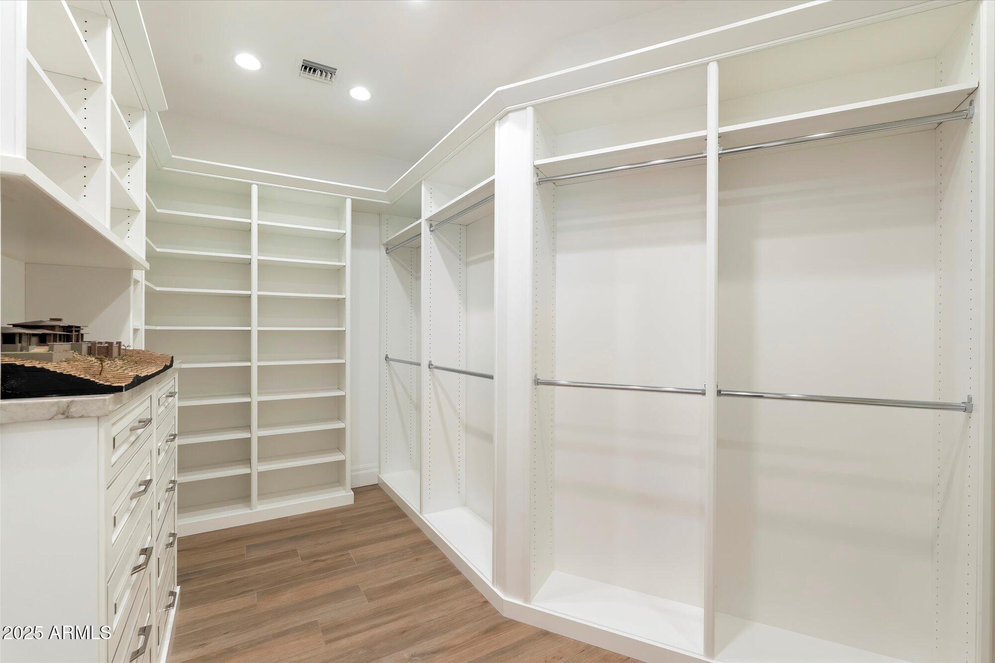 DC RANCH - Residential