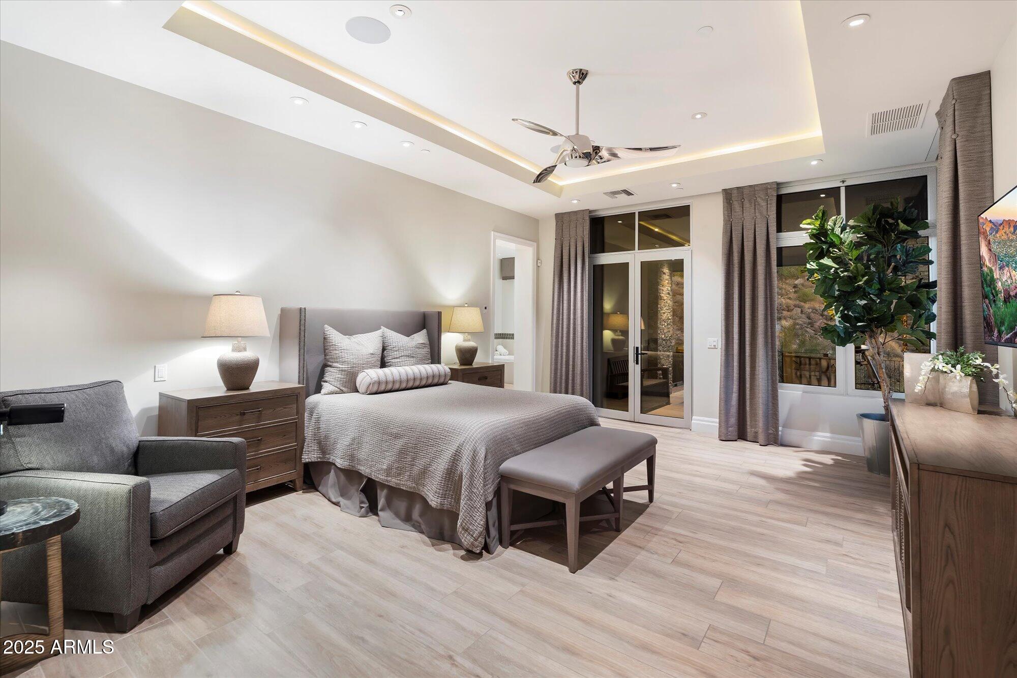 DC RANCH - Residential