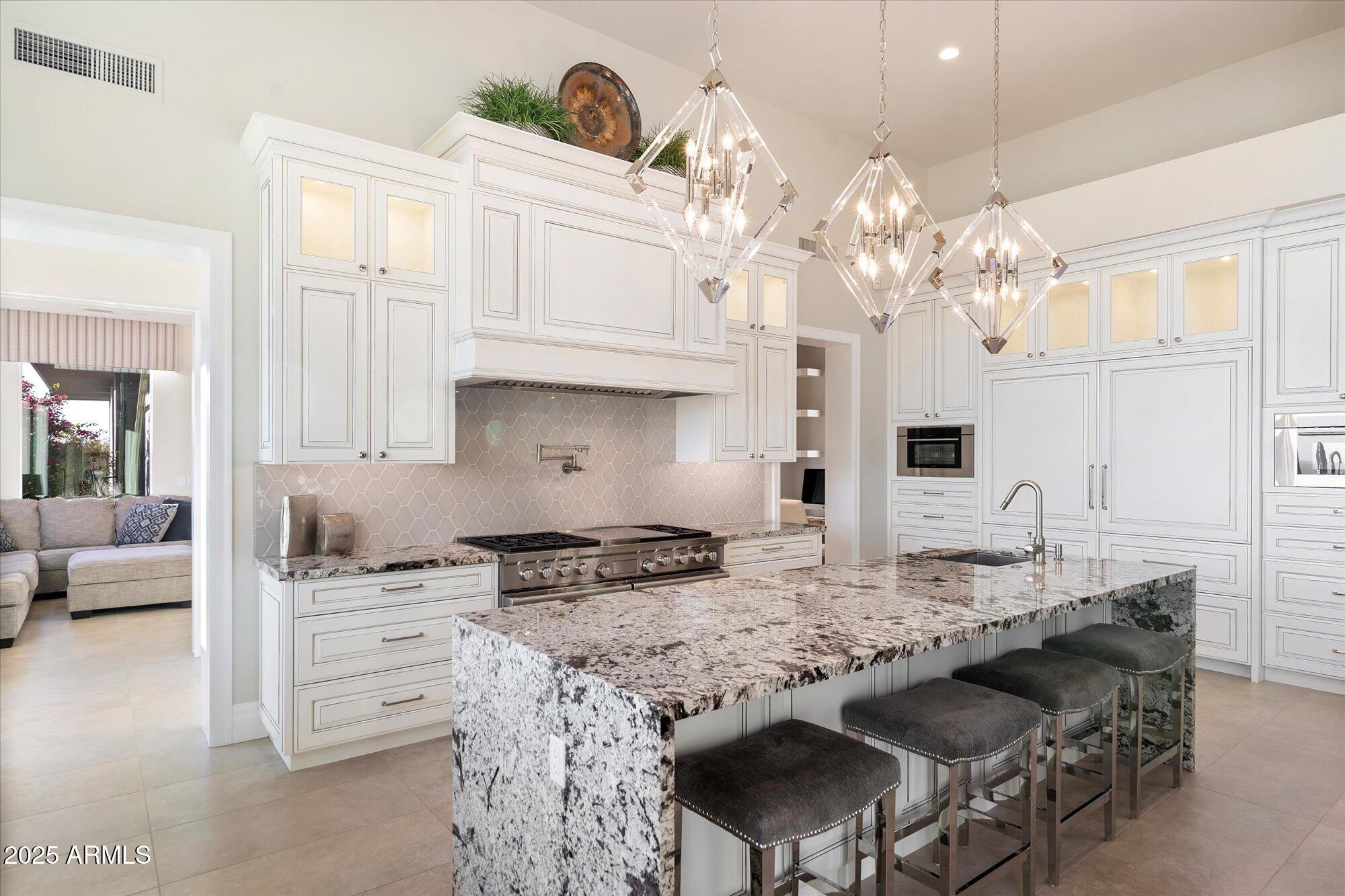 DC RANCH - Residential