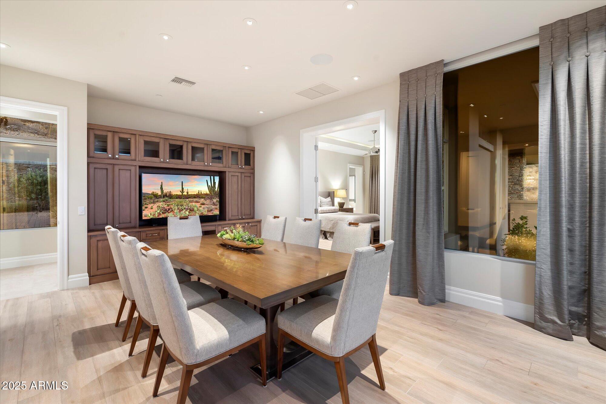 DC RANCH - Residential