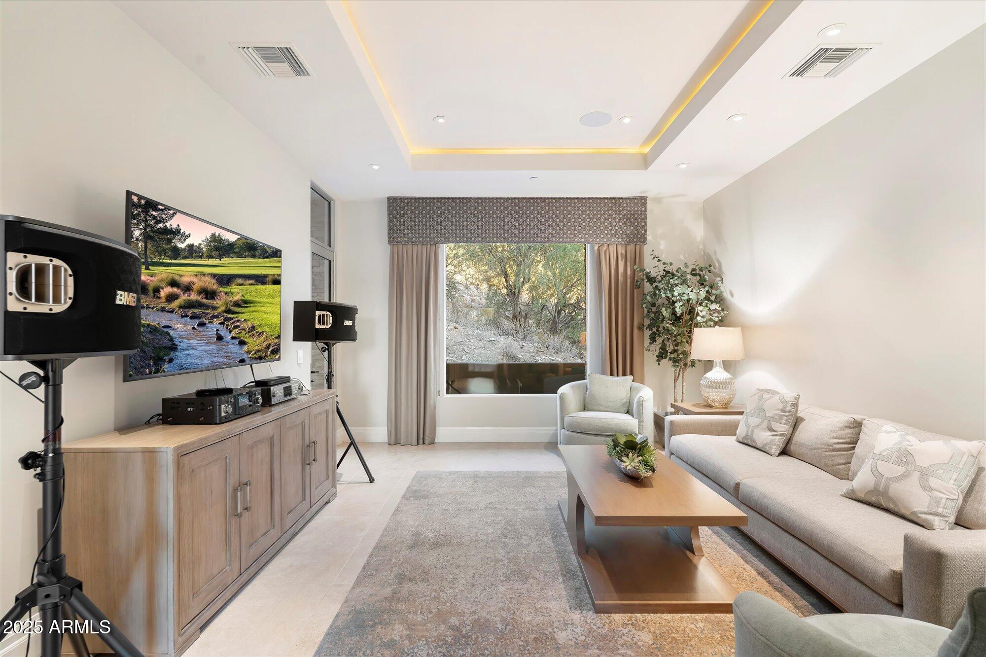 DC RANCH - Residential