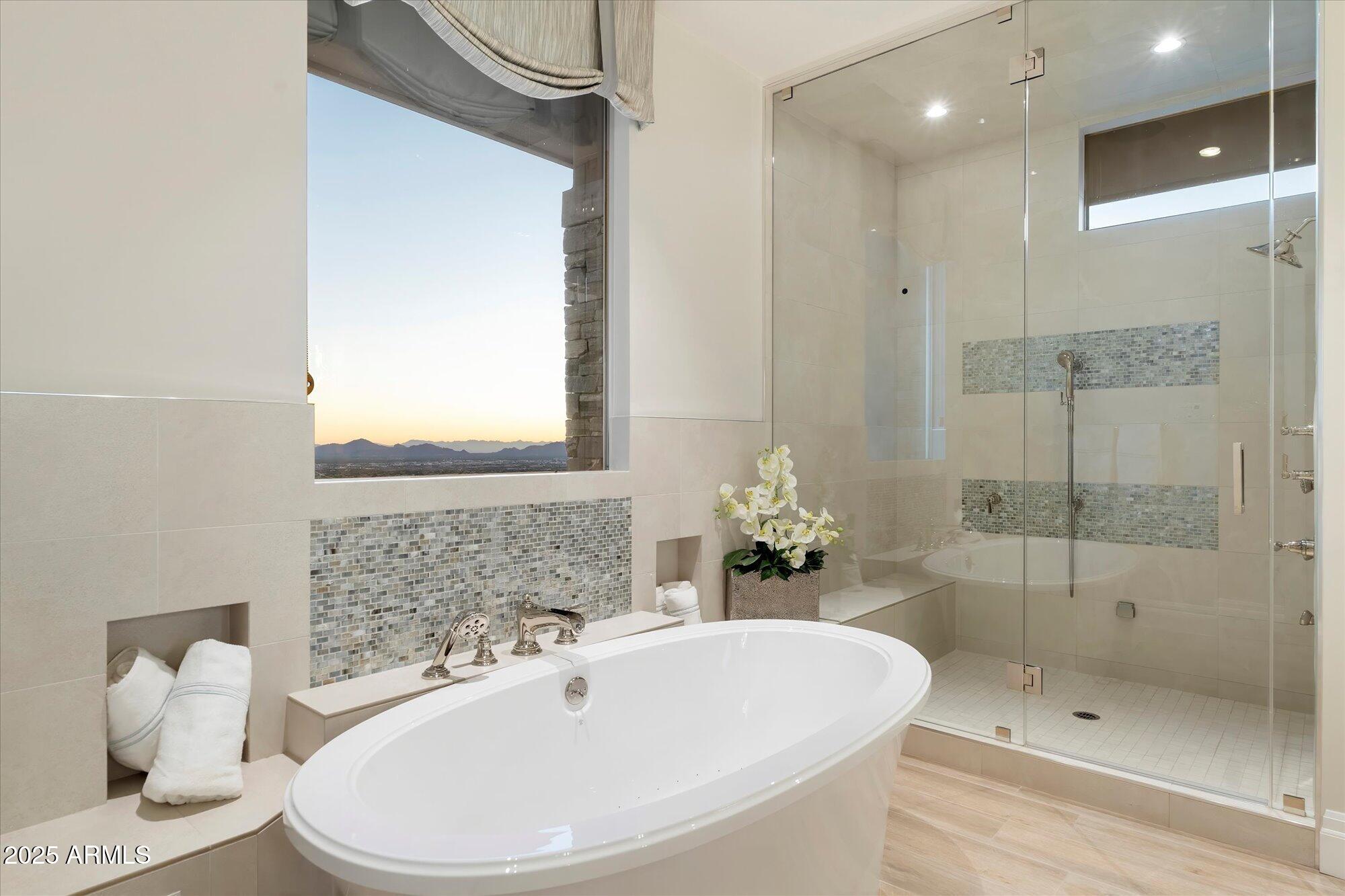 DC RANCH - Residential