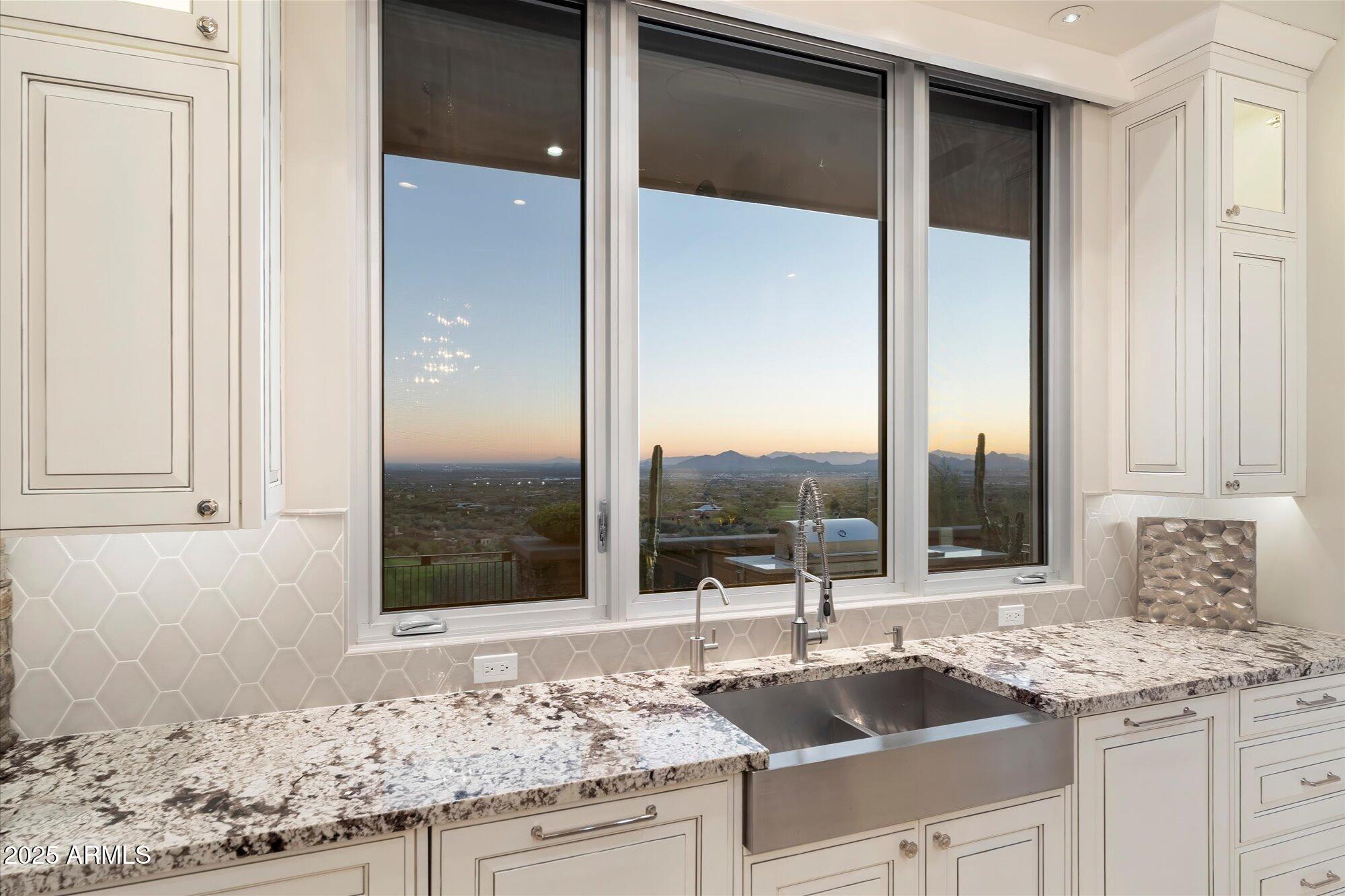 DC RANCH - Residential