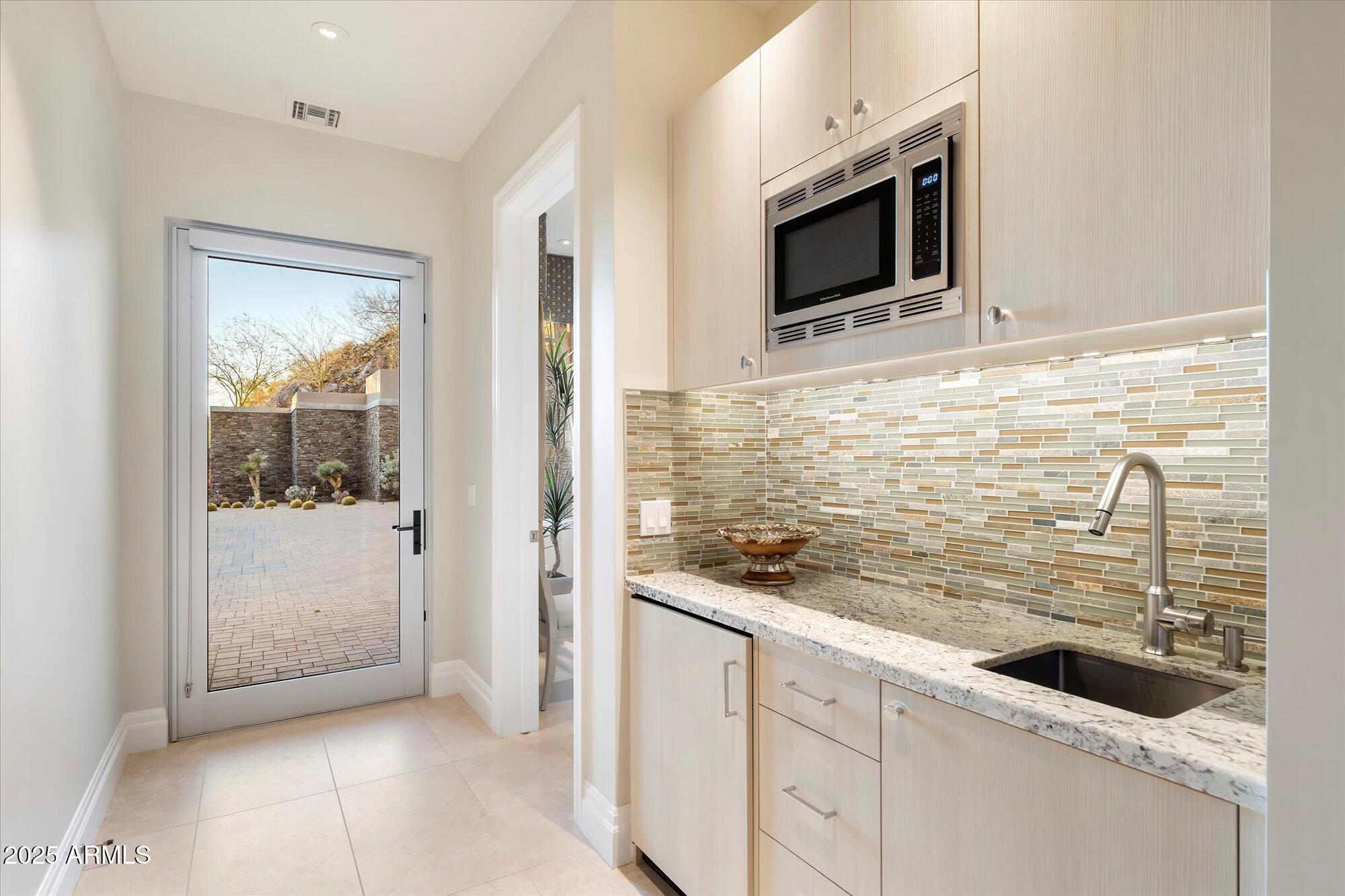 DC RANCH - Residential