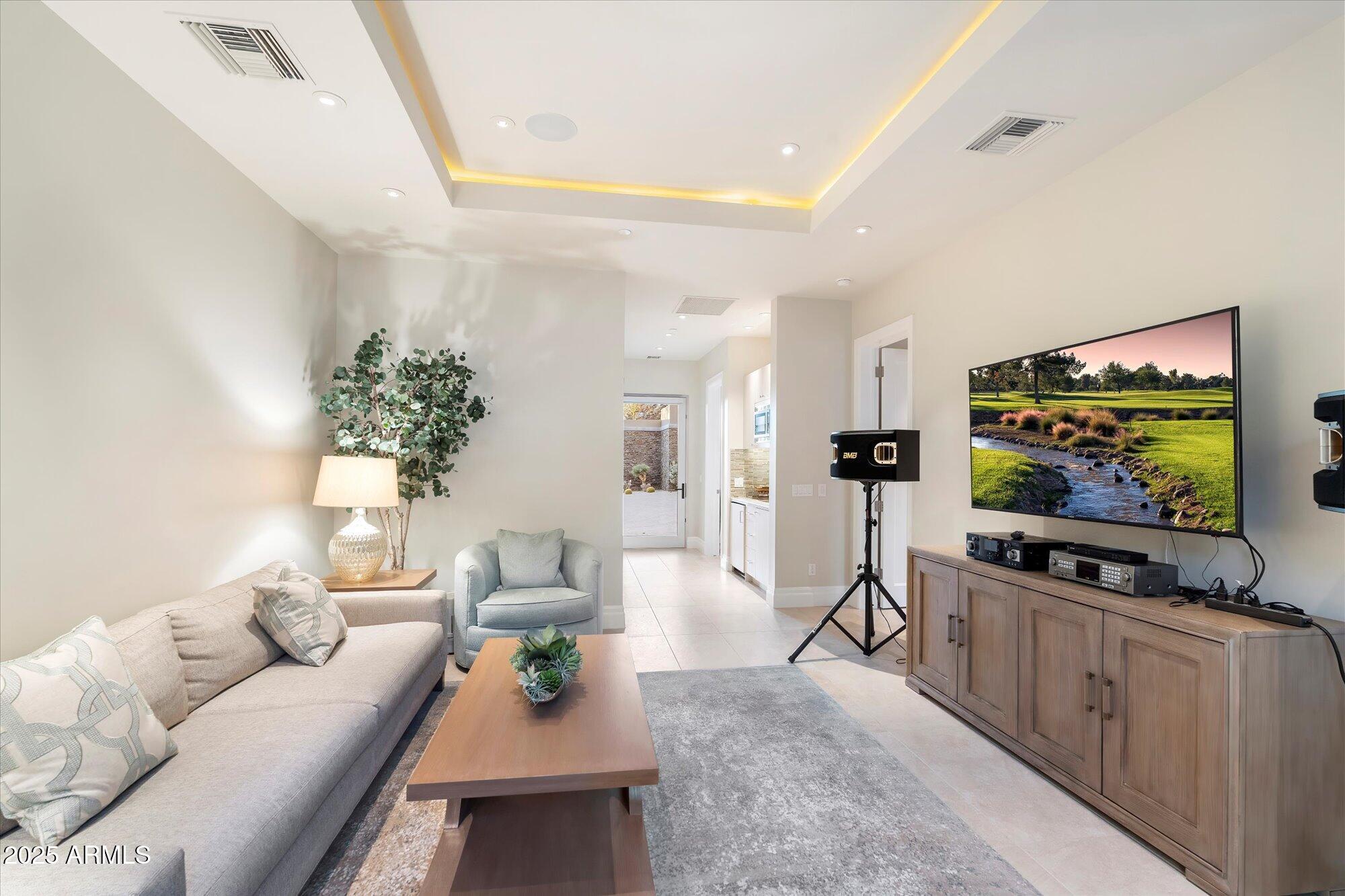DC RANCH - Residential