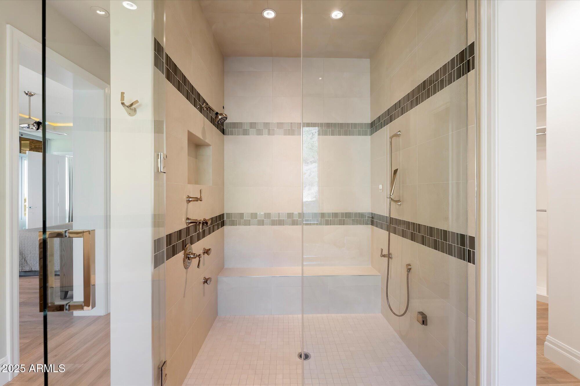 DC RANCH - Residential