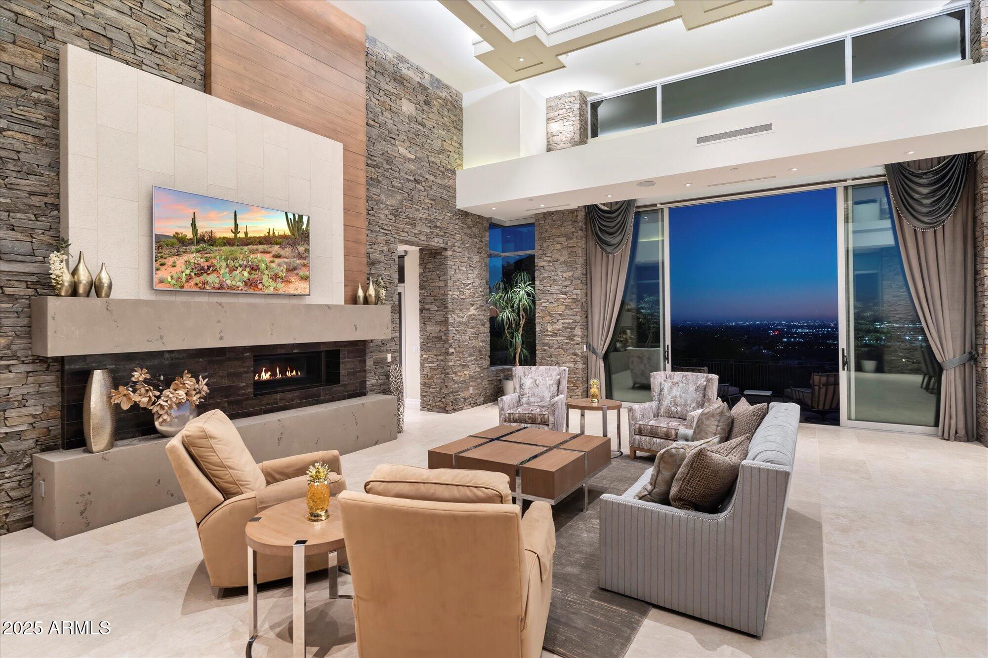 DC RANCH - Residential