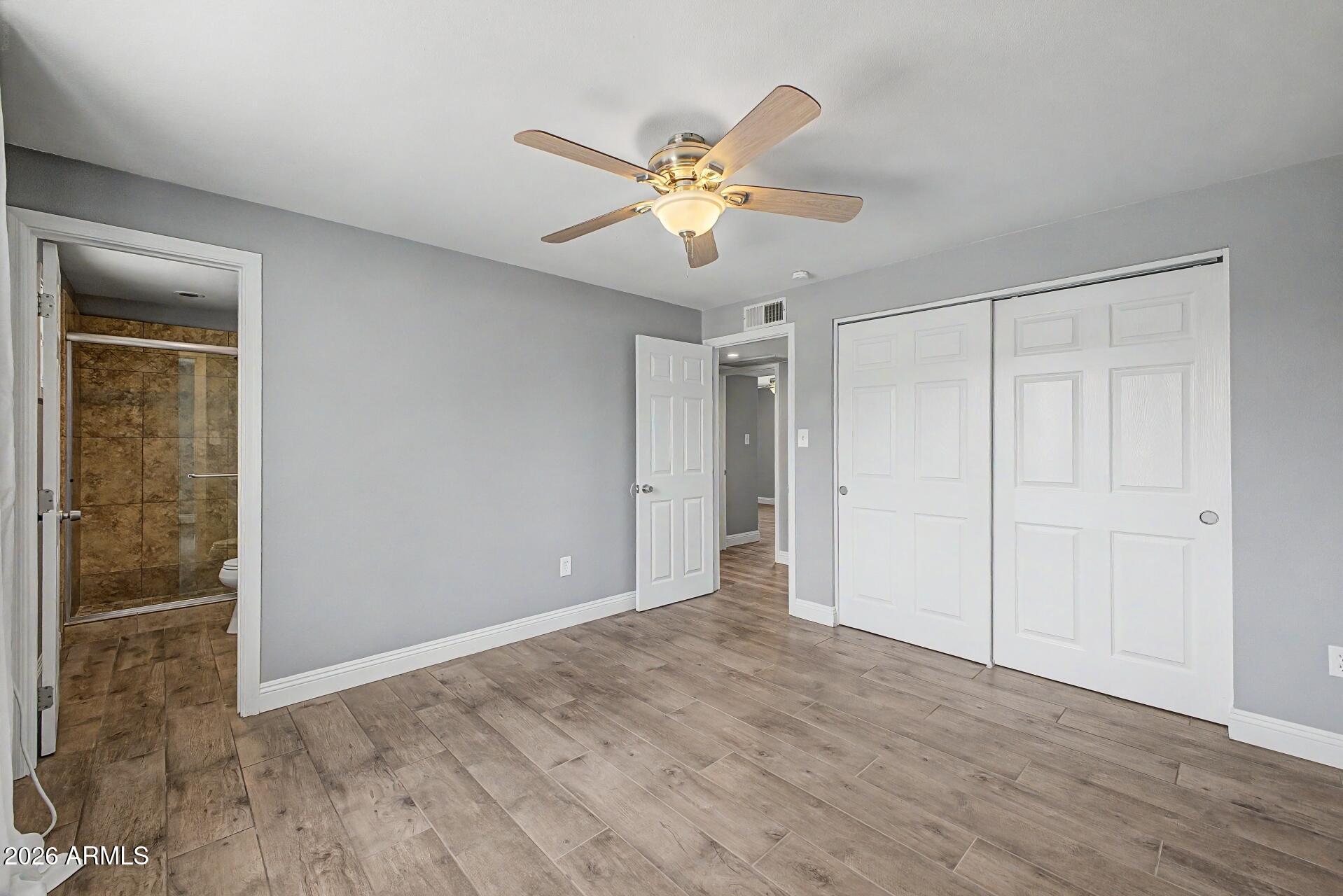 PARADISE VALLEY OASIS NO. 3 - Residential Lease