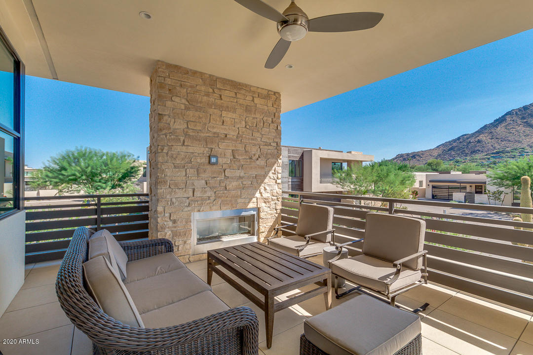 VILLAS AT MOUNTAIN SHADOWS 2 CONDOMINIUMS 2 - Residential