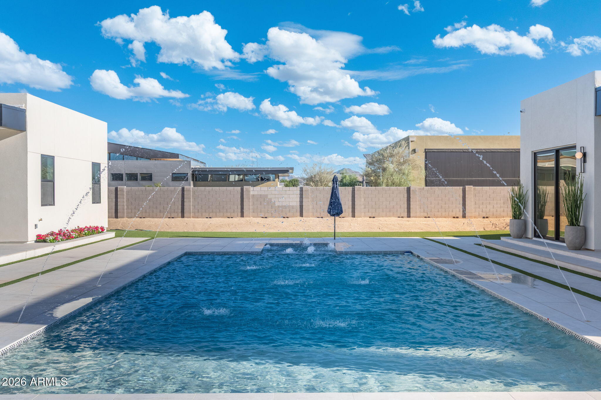 QUEEN CREEK EQUESTRIAN ESTATES - Residential