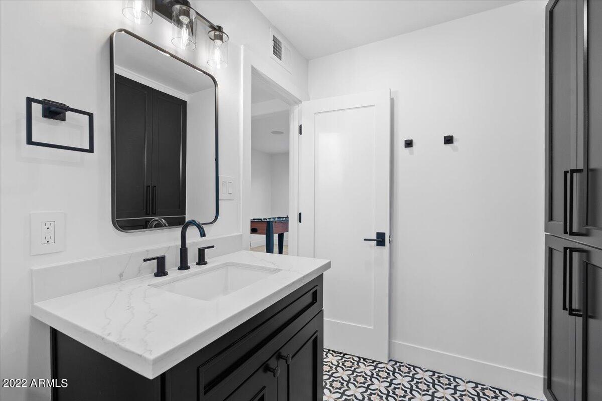 ORANGEWOOD LOTS 11-15 BLOCK 2 - Residential