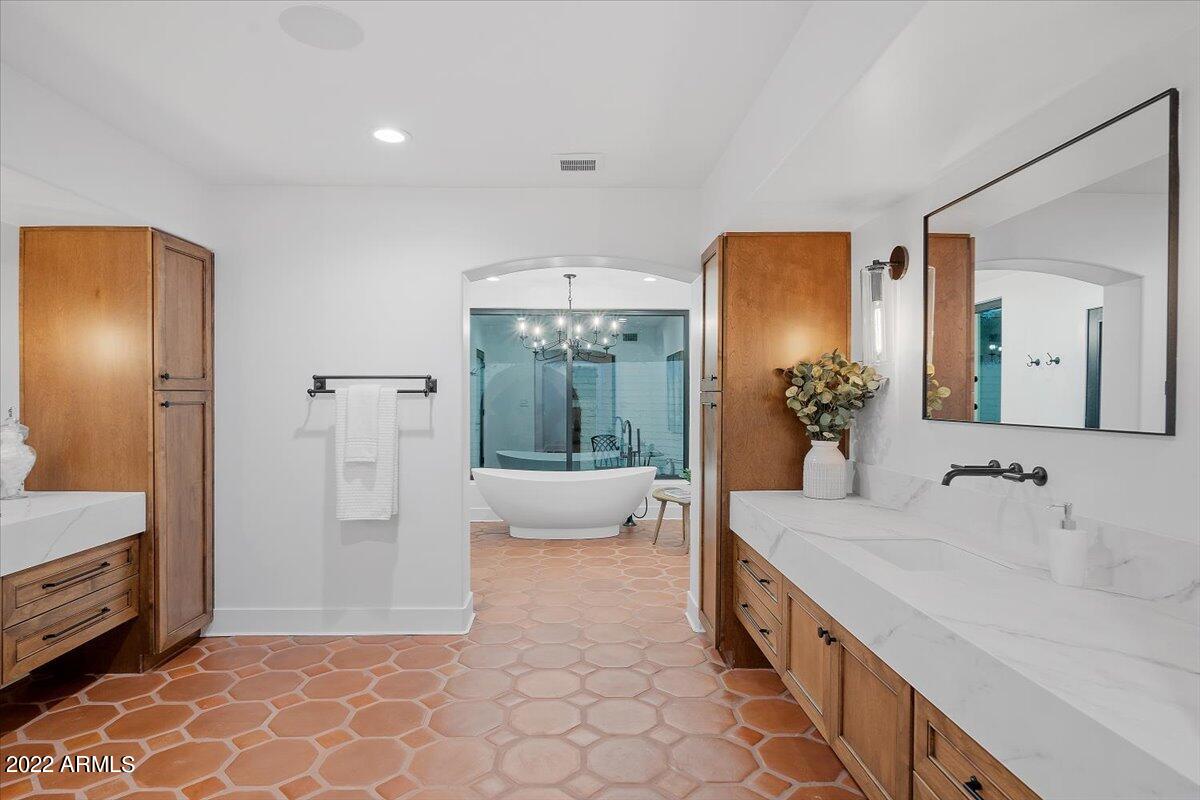 ORANGEWOOD LOTS 11-15 BLOCK 2 - Residential