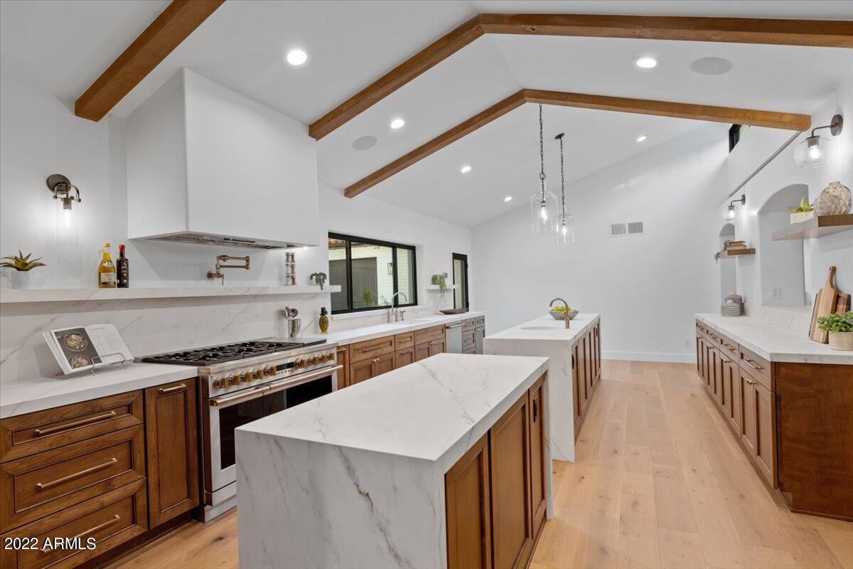 ORANGEWOOD LOTS 11-15 BLOCK 2 - Residential
