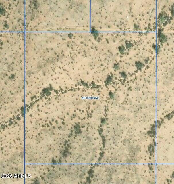S11 T6S R2E - Land