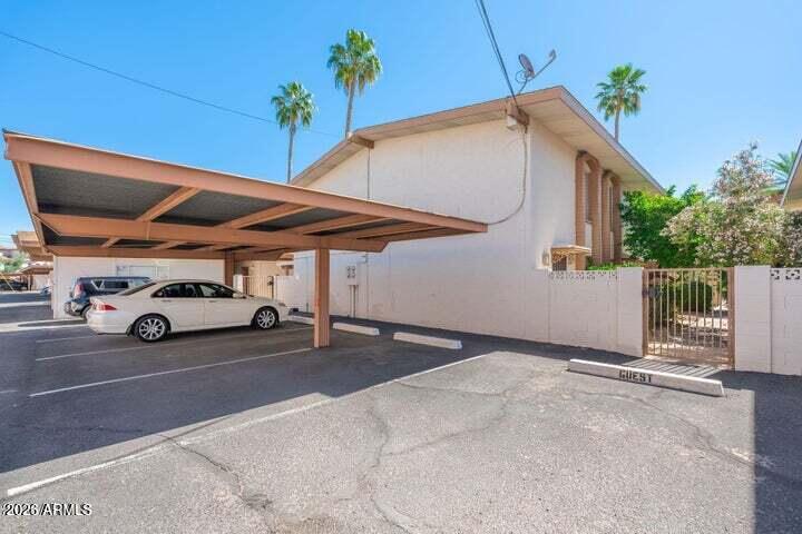 Tres Olivos - Residential Lease