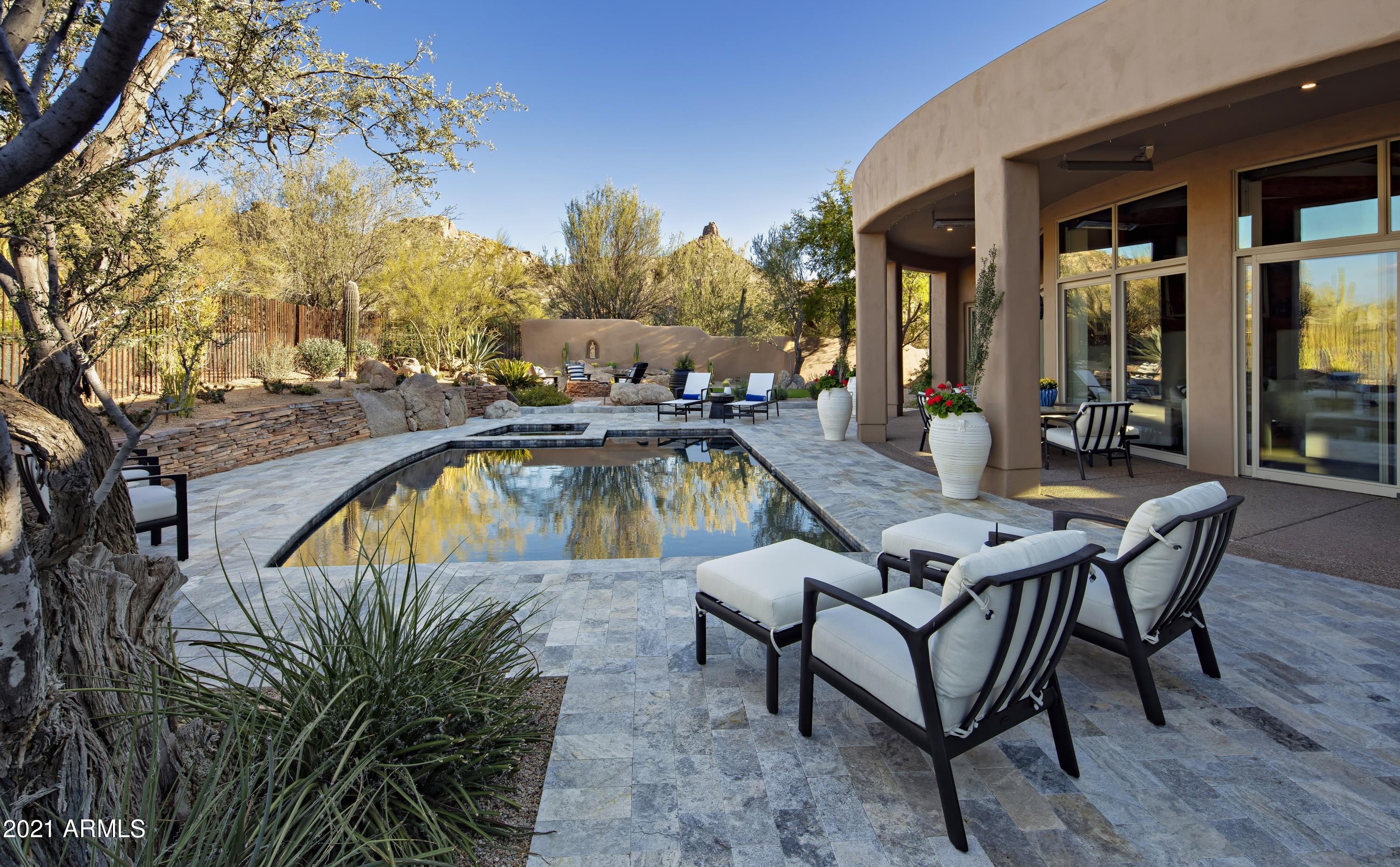 ESTANCIA-PHASE 1 - Residential
