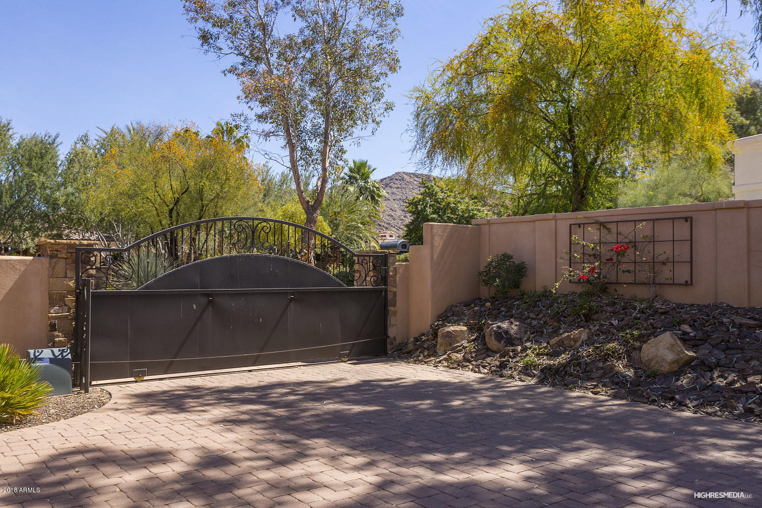 PARADISE VALLEY CUSTOM - Residential