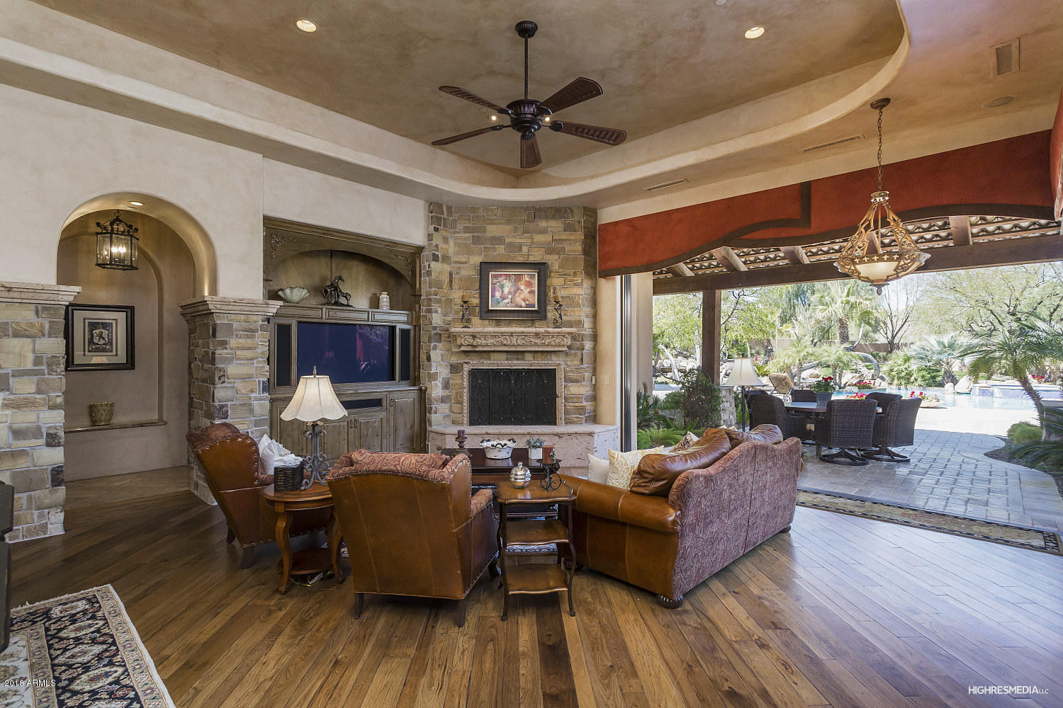 PARADISE VALLEY CUSTOM - Residential