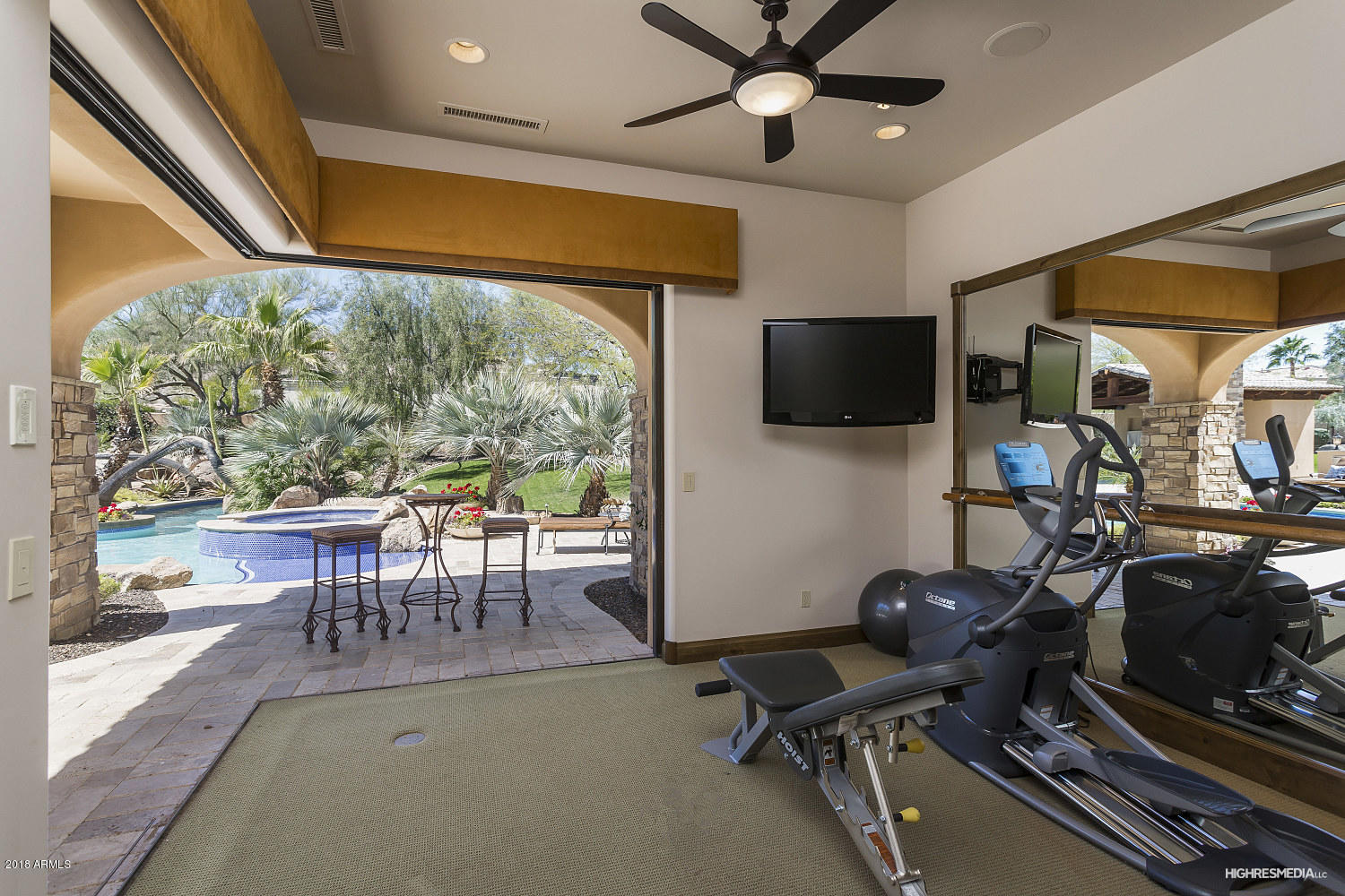 PARADISE VALLEY CUSTOM - Residential