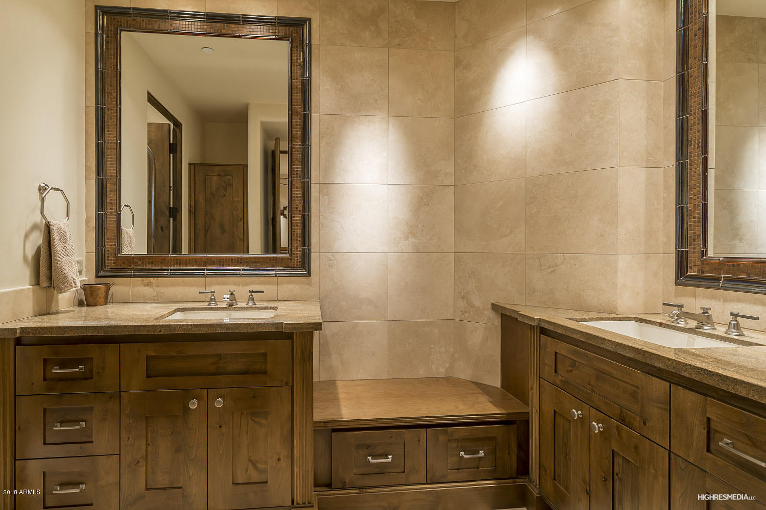 PARADISE VALLEY CUSTOM - Residential
