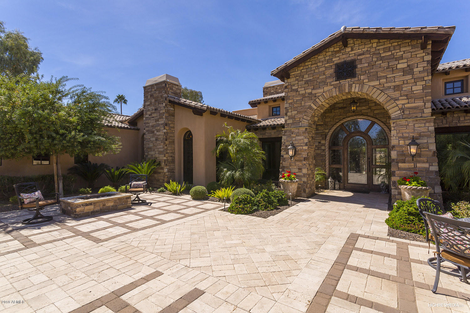 PARADISE VALLEY CUSTOM - Residential