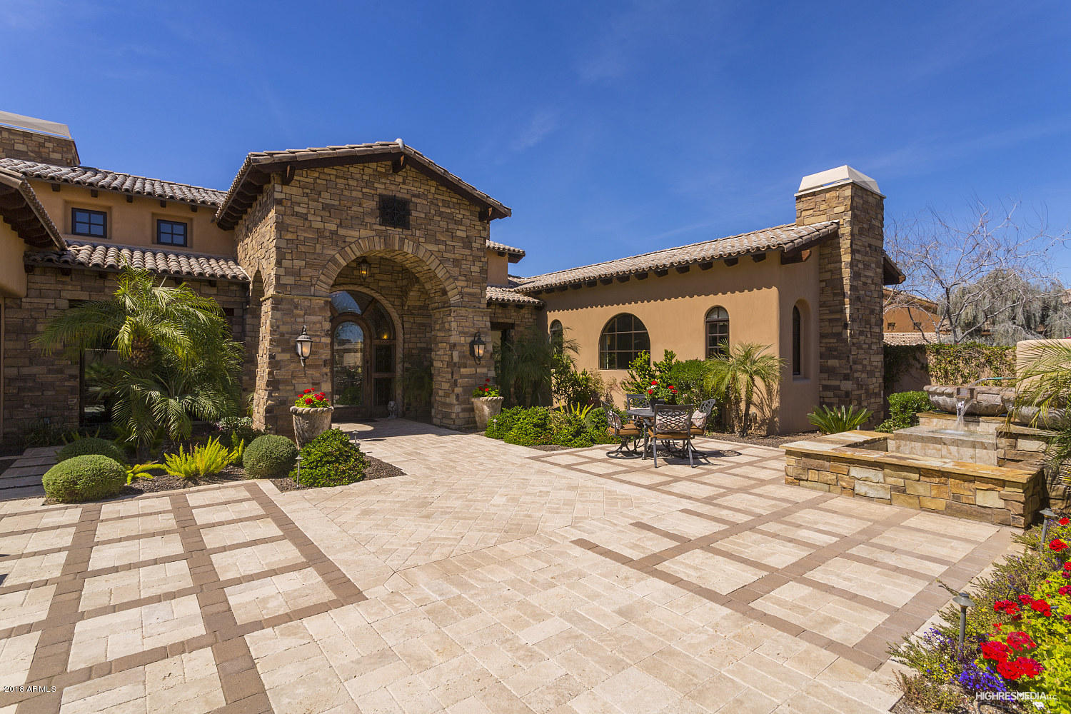 PARADISE VALLEY CUSTOM - Residential