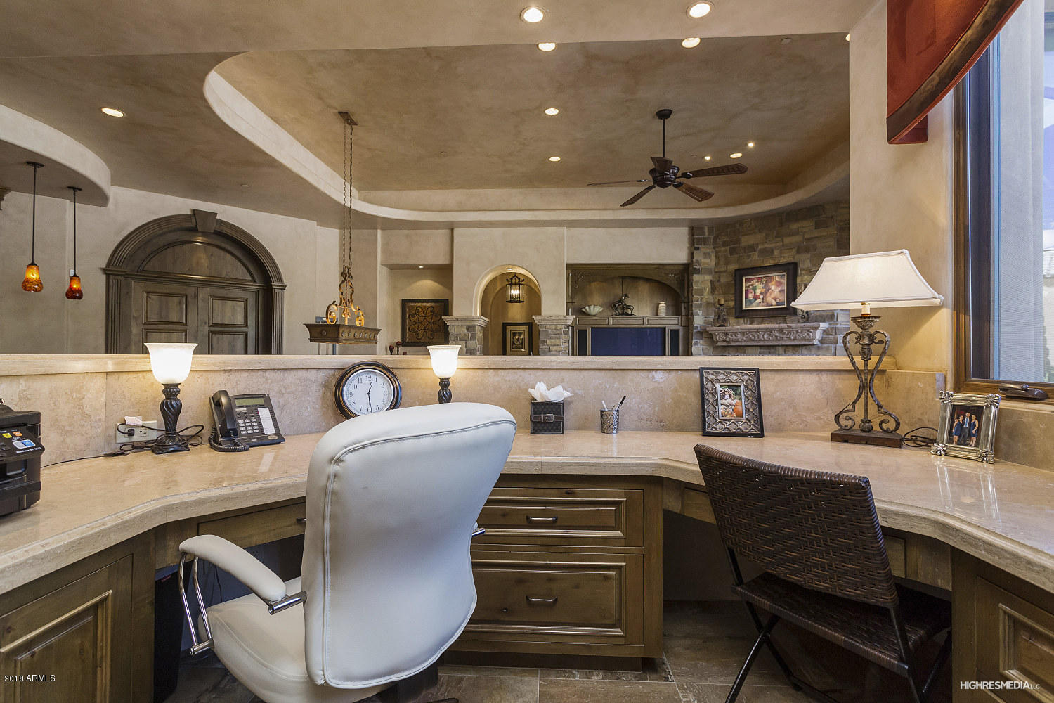 PARADISE VALLEY CUSTOM - Residential