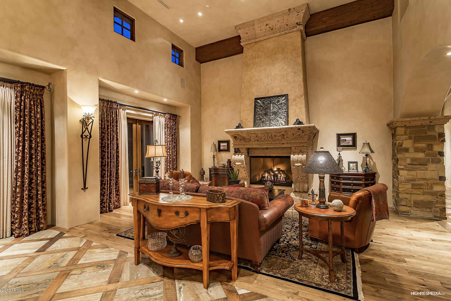 PARADISE VALLEY CUSTOM - Residential